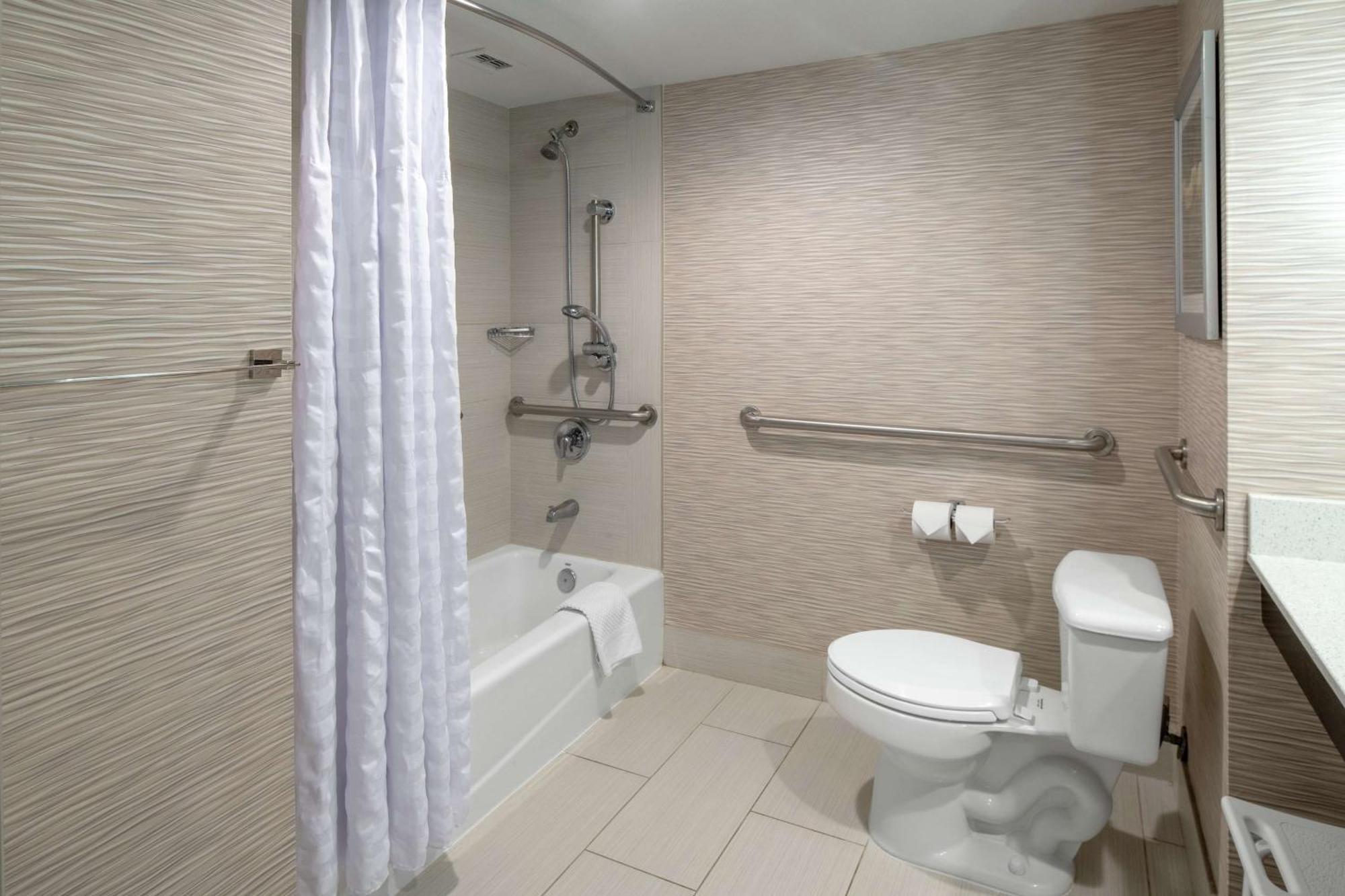 King Room Bathtub Hearing Accessible