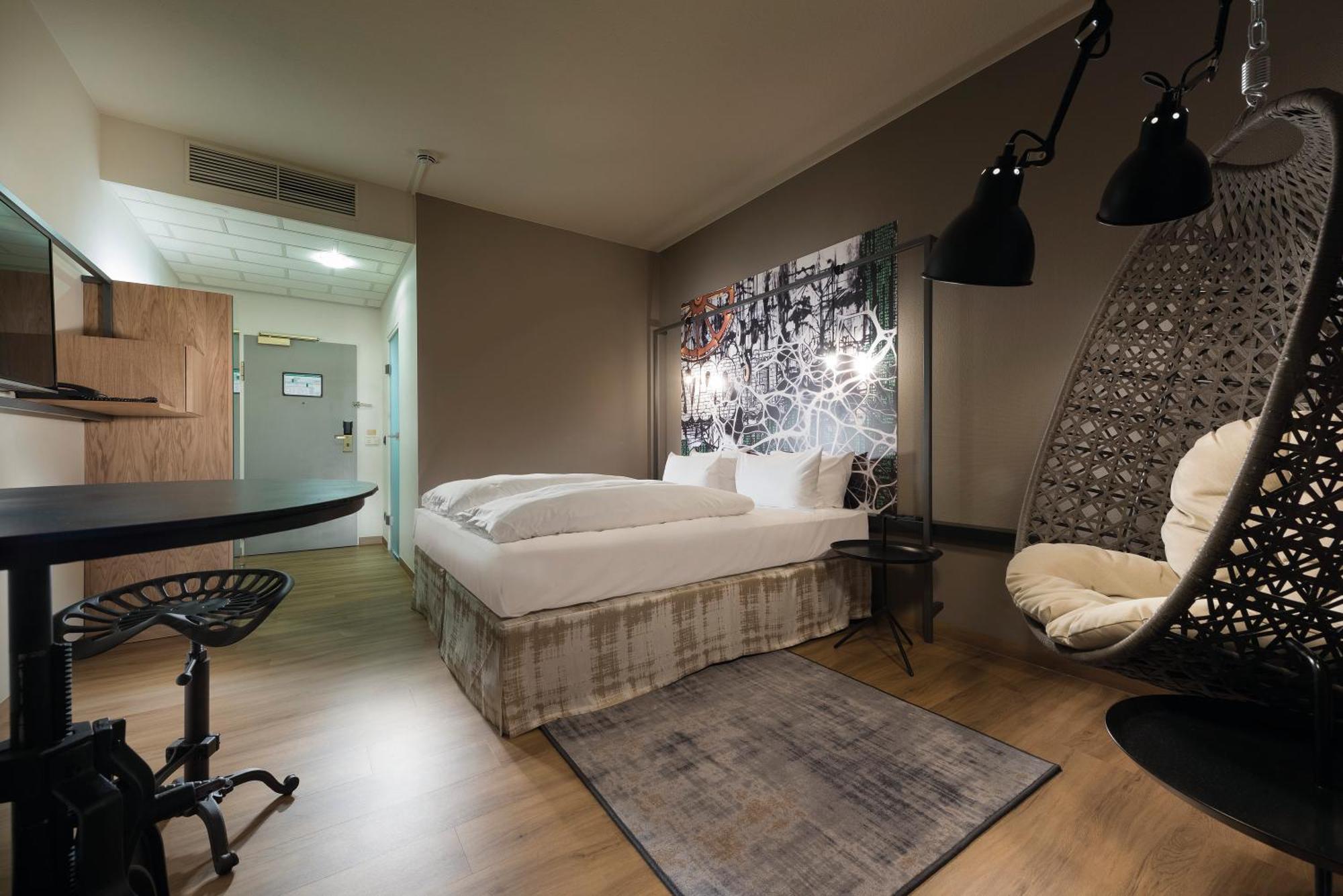 Superior Plus Room