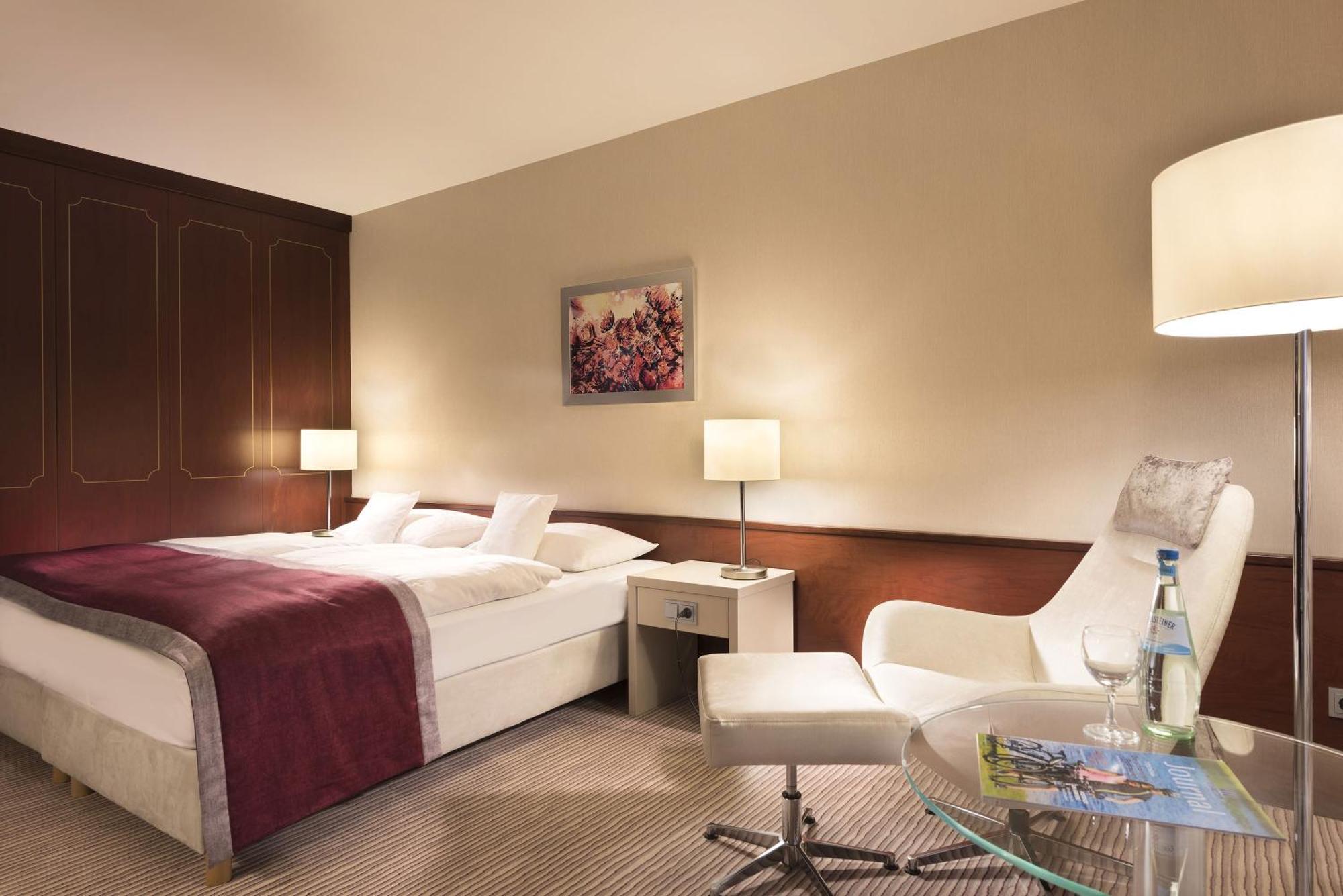 Classic Double Room