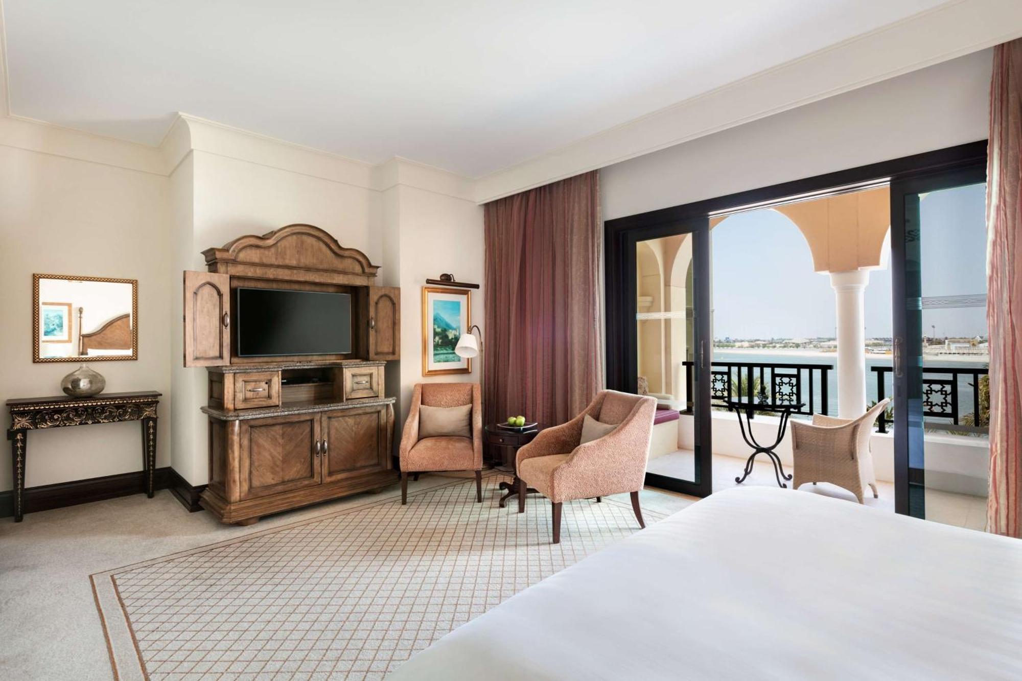 Premier King Room