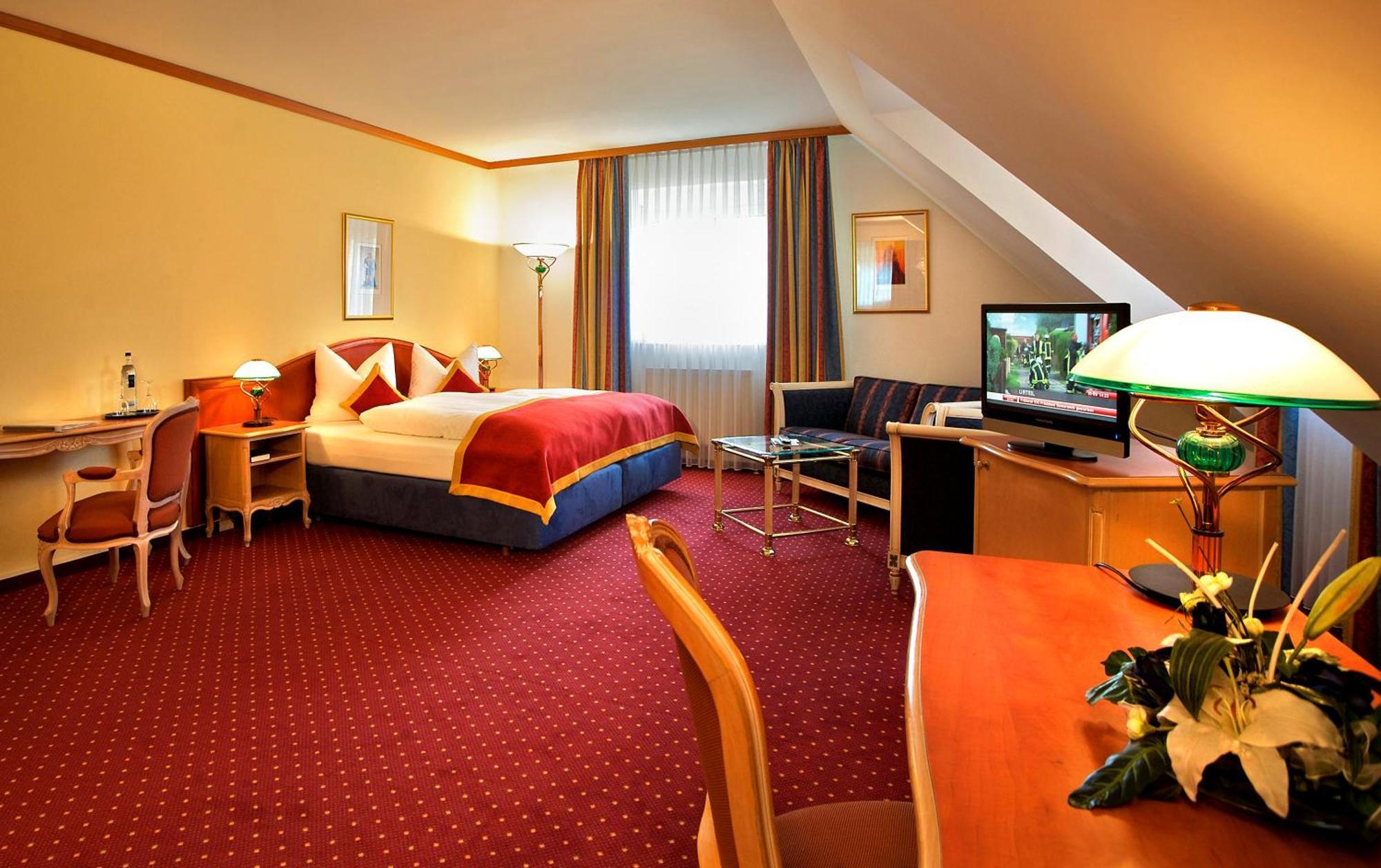 Deluxe Double Room,799491723:JPEG