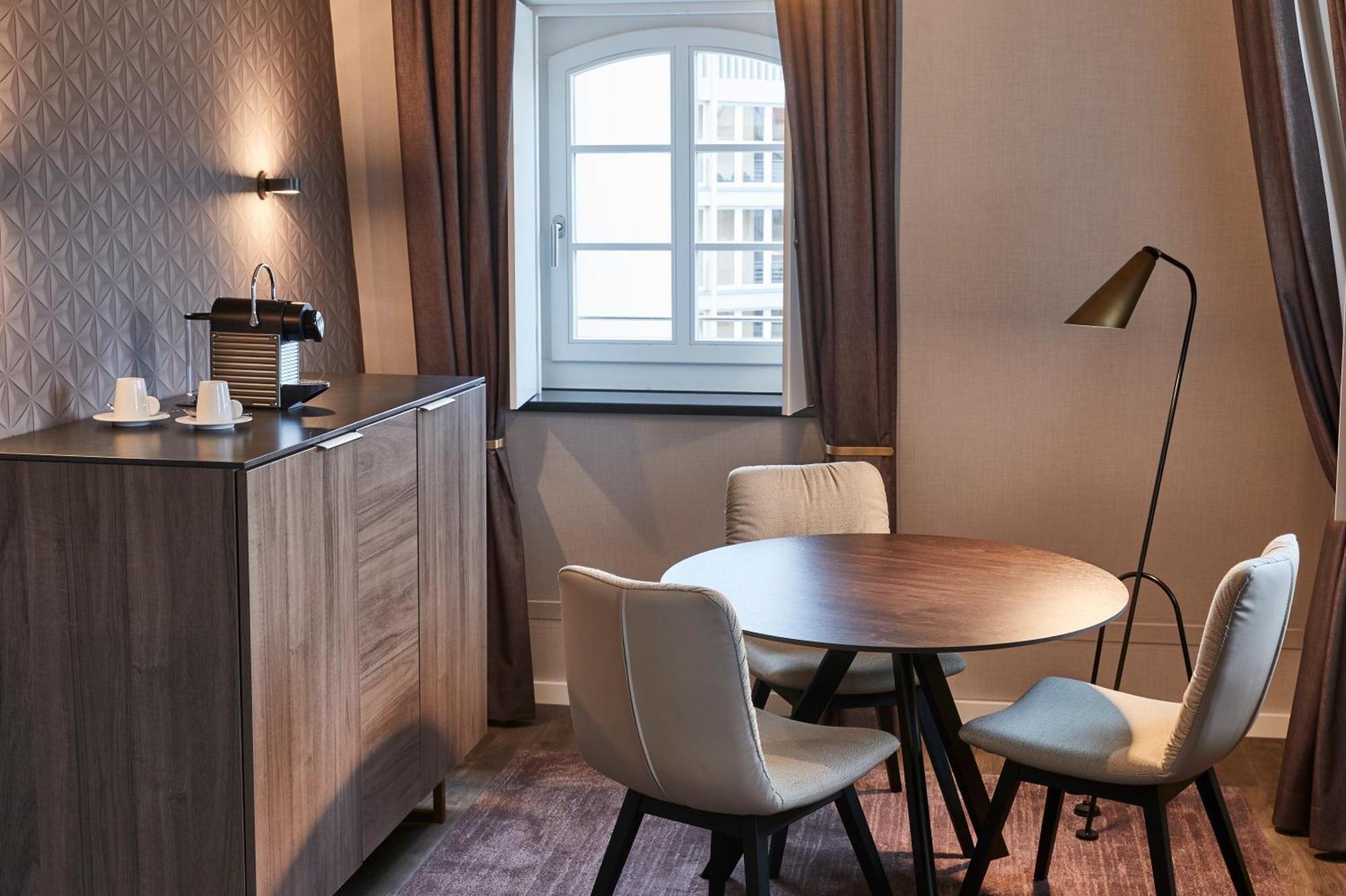 Suite