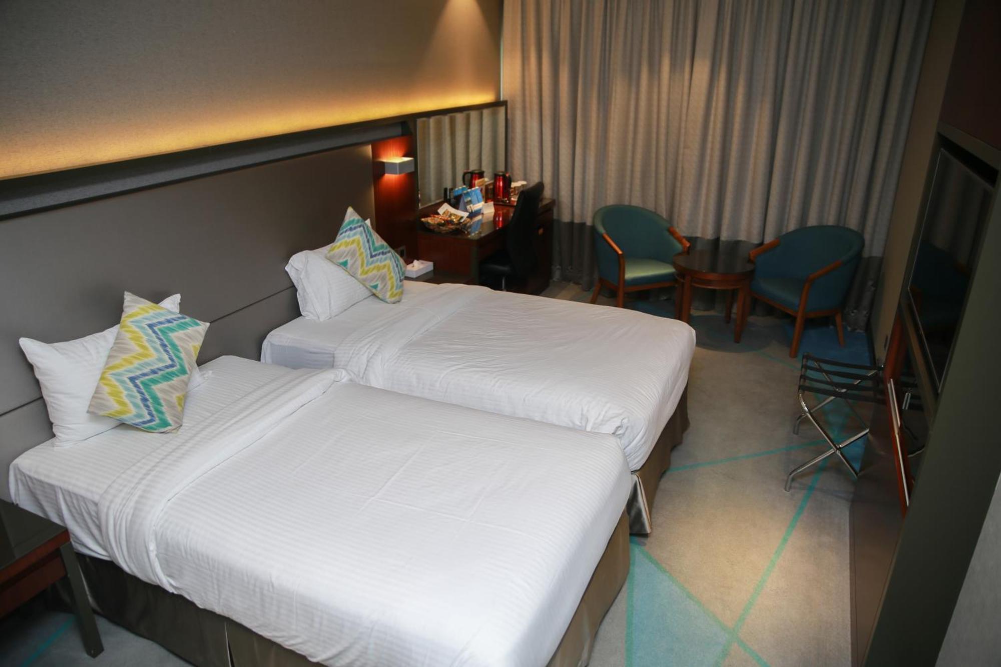 Twin Room,1617454314:JPEG