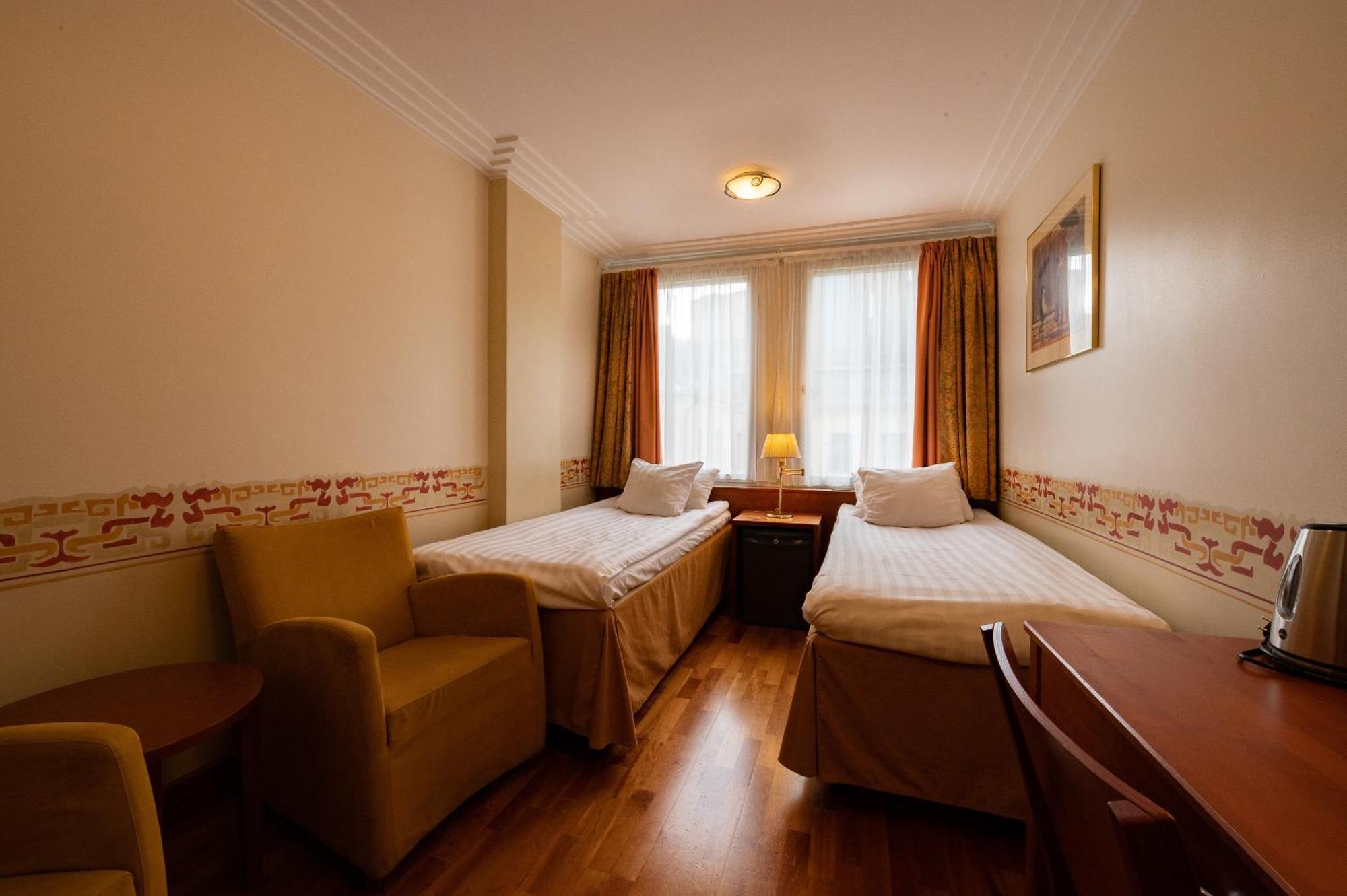 Business Twin Room,1277166718:JPEG