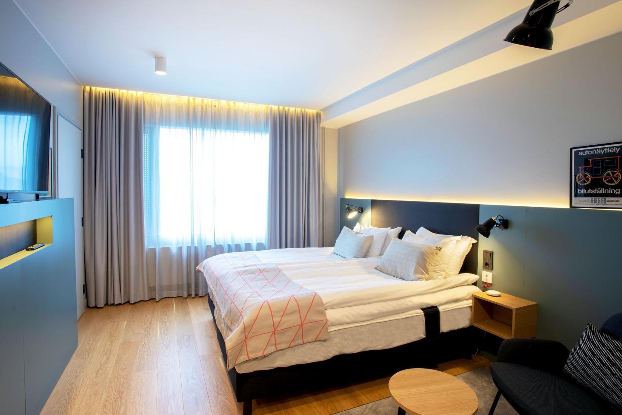 Standard Twin Room Disability Access