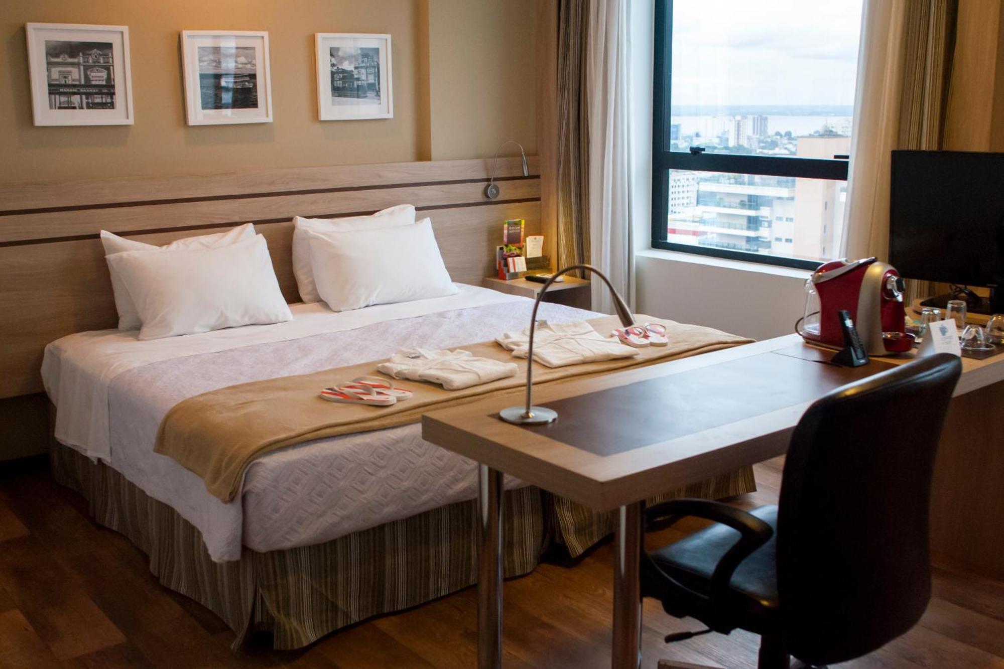 Standard Double 1 King Bed
