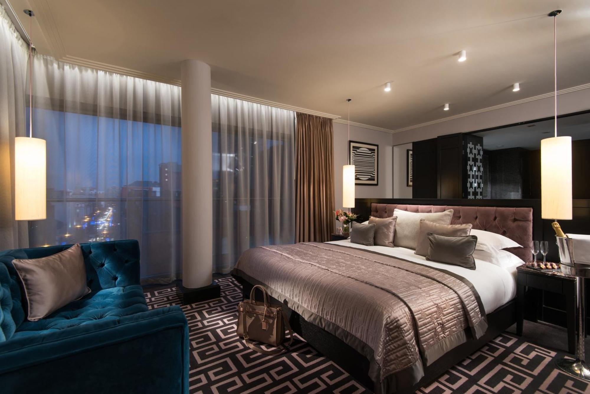 Deluxe Junior Suites