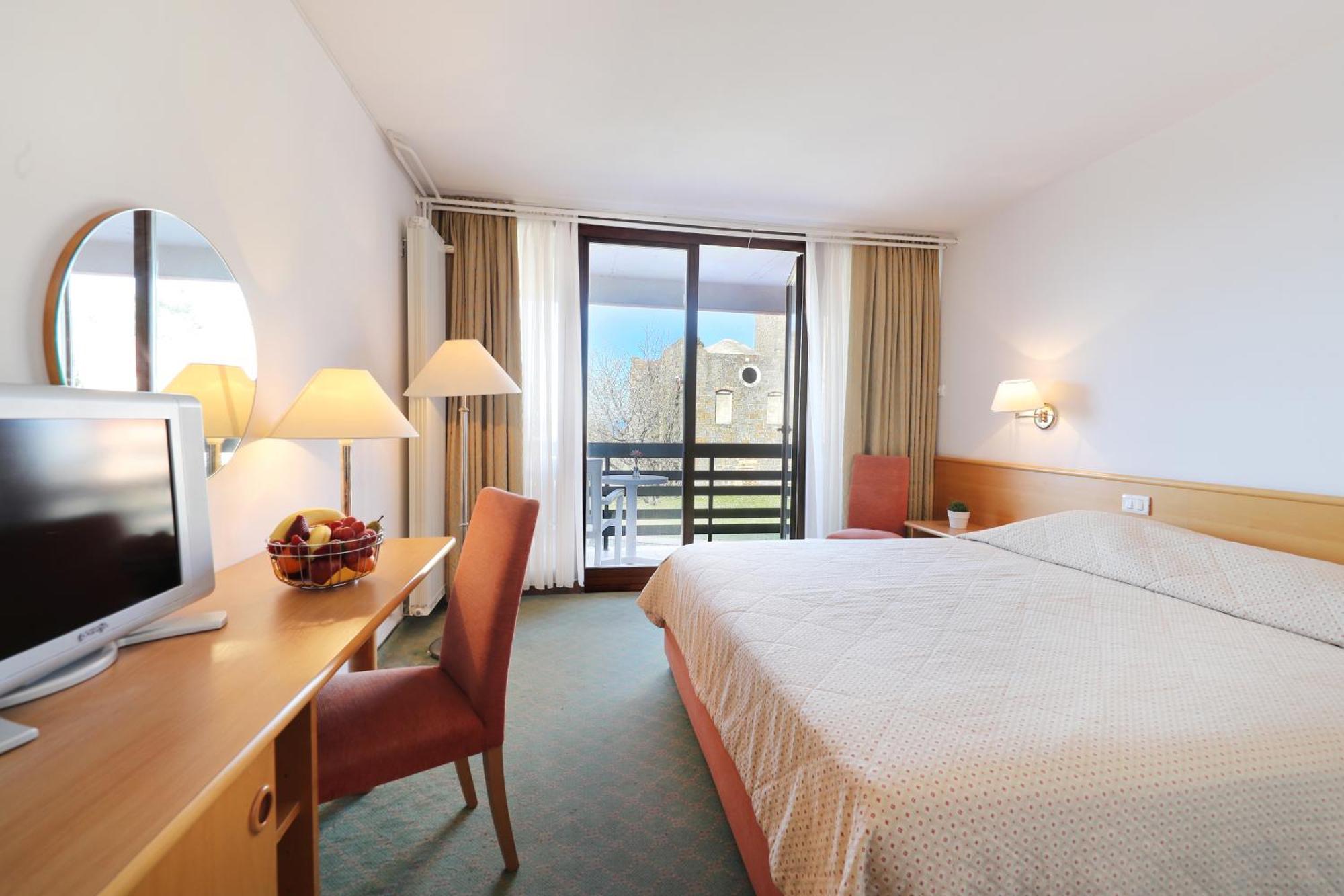 Standard Double or Twin Room Balcony