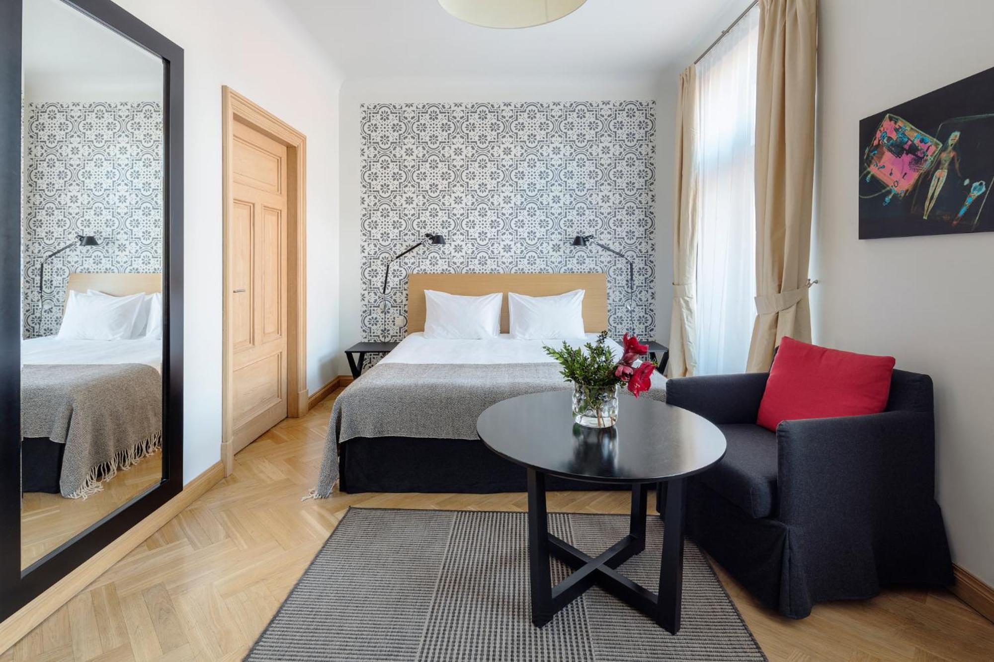 One-Room Apartment Double Bed