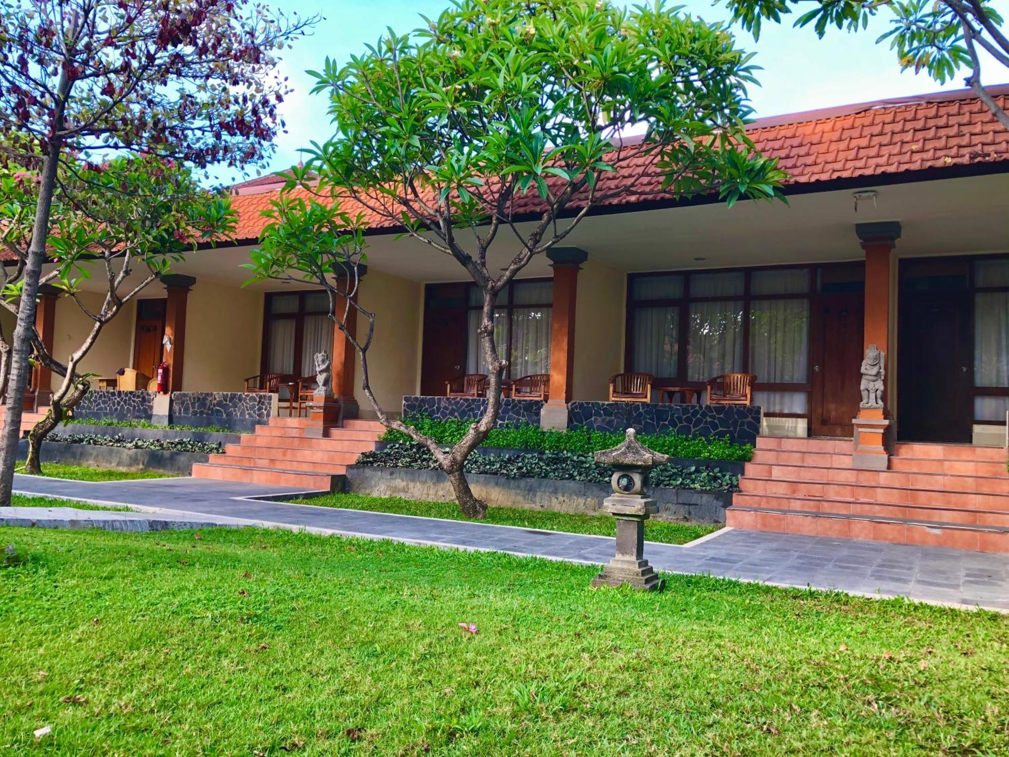 Deluxe Double or Twin Room Garden View
