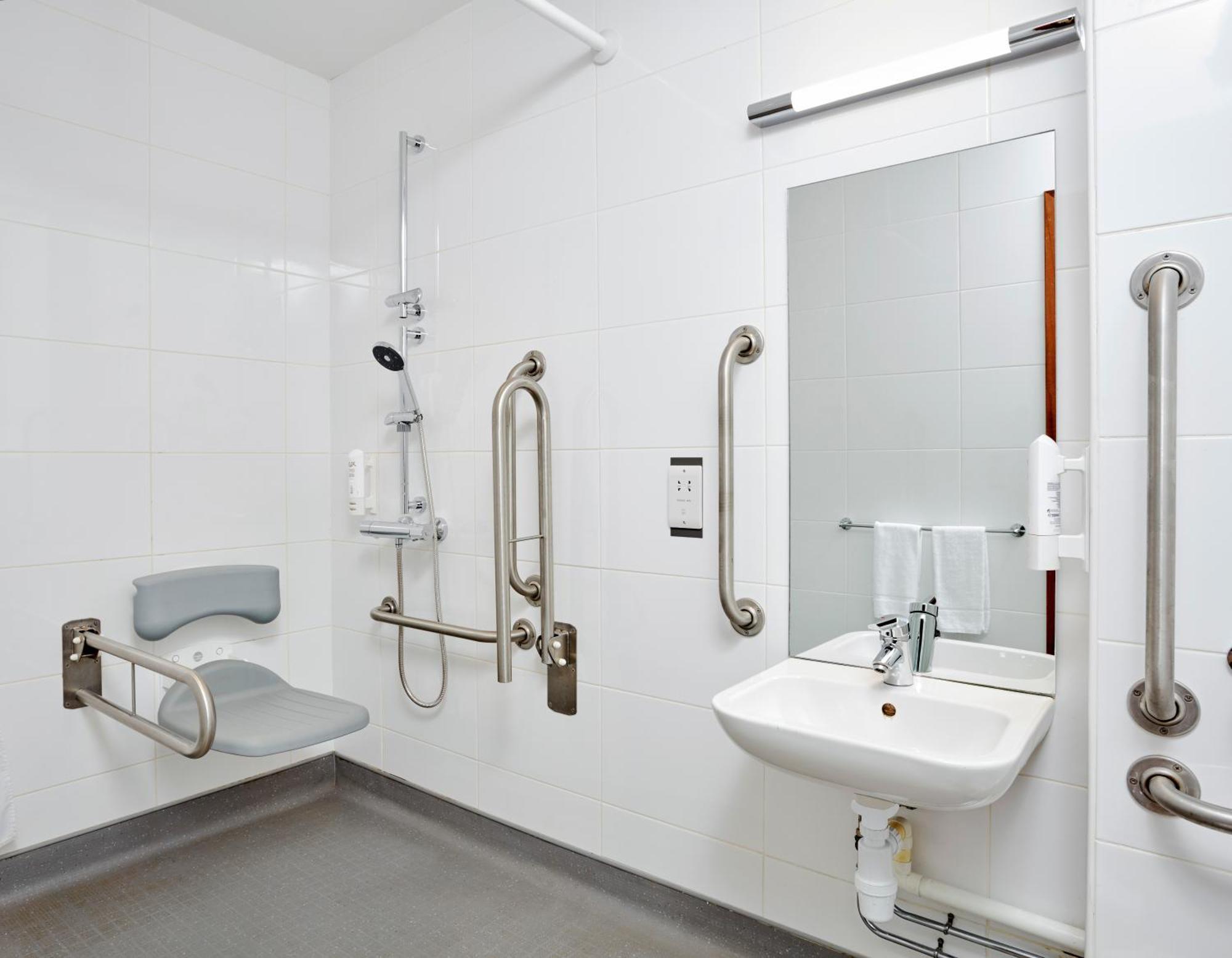 Double Room Disability Access,1351125724:JPEG