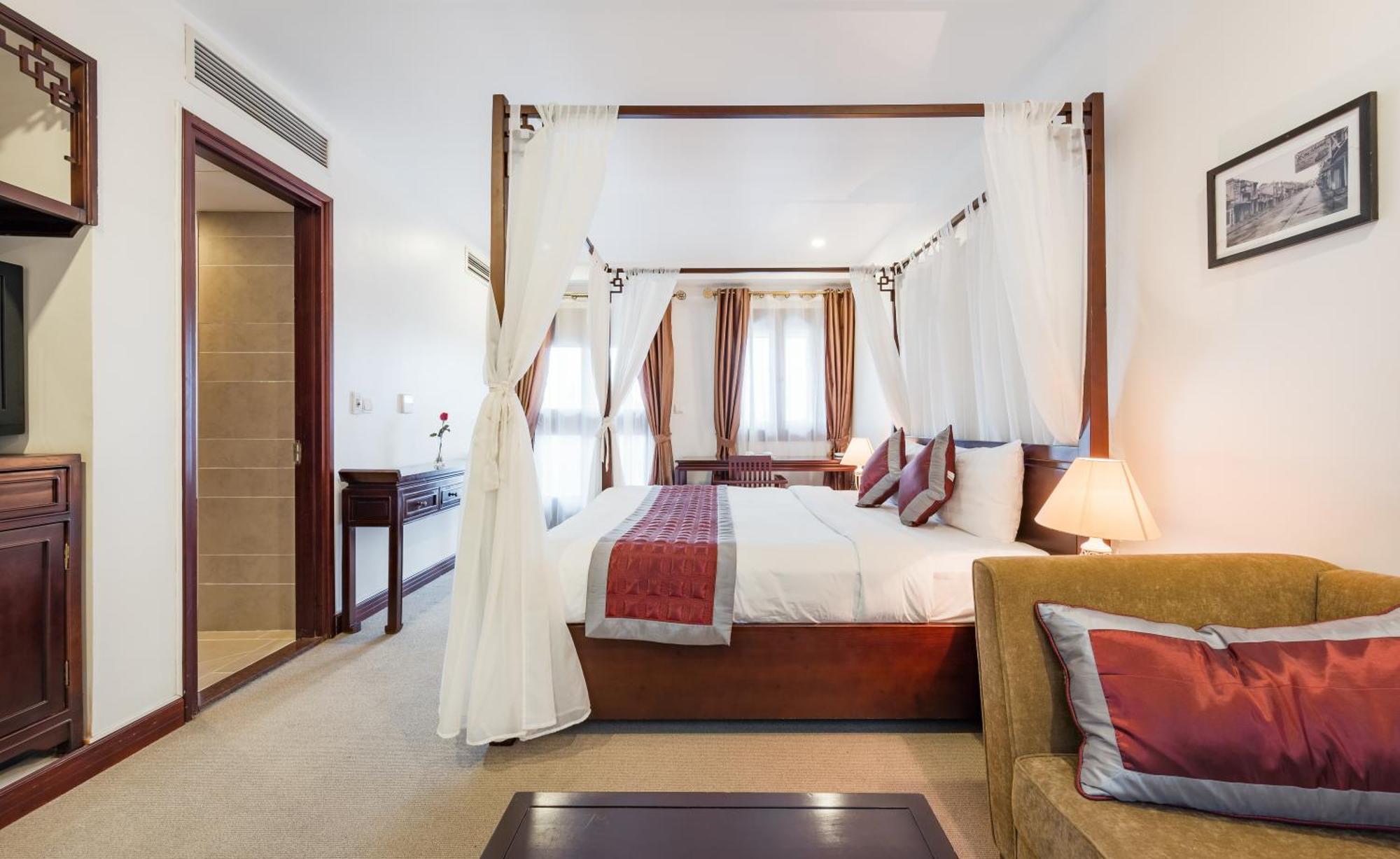King Suite Balcony