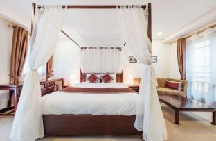 King Suite Balcony