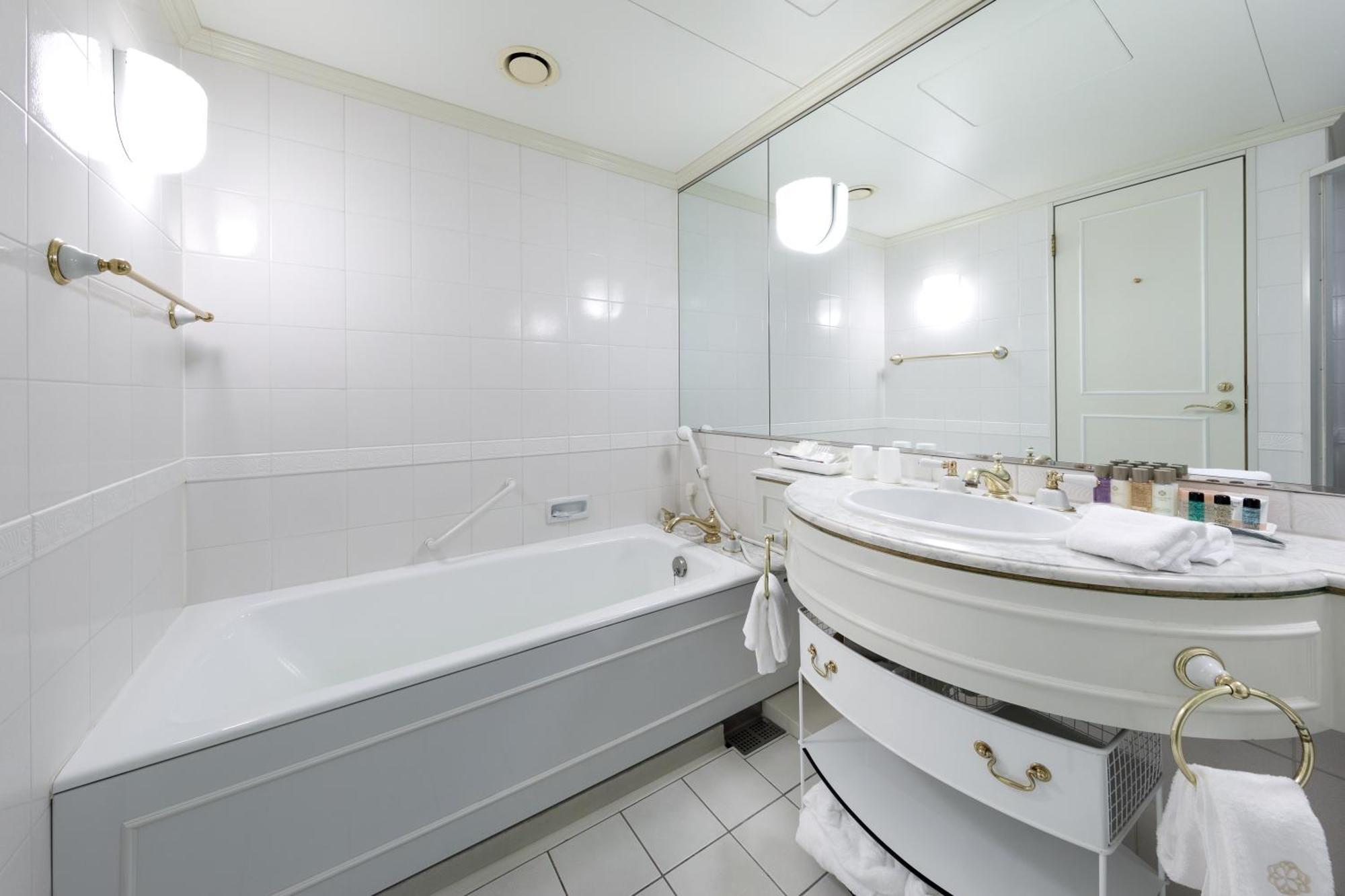 Superior Twin Room Non-Smoking