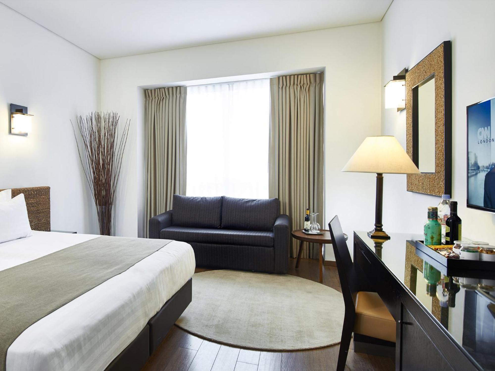 Club Double or Twin Room Lounge Access