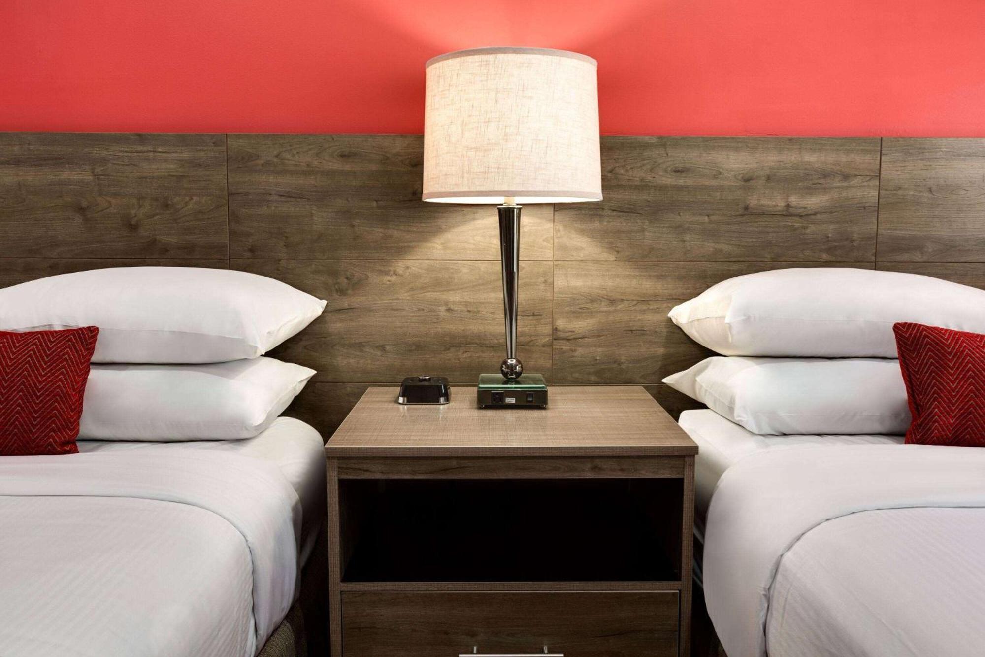 Double Room Two Double Beds Non-Smoking