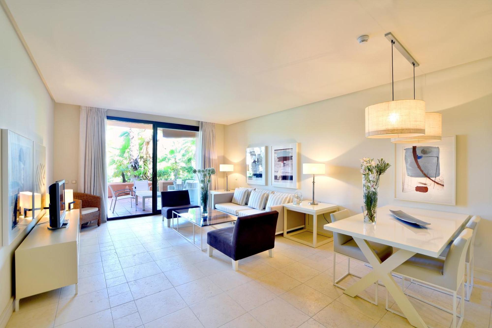 Luxury Two-Bedroom Apartment