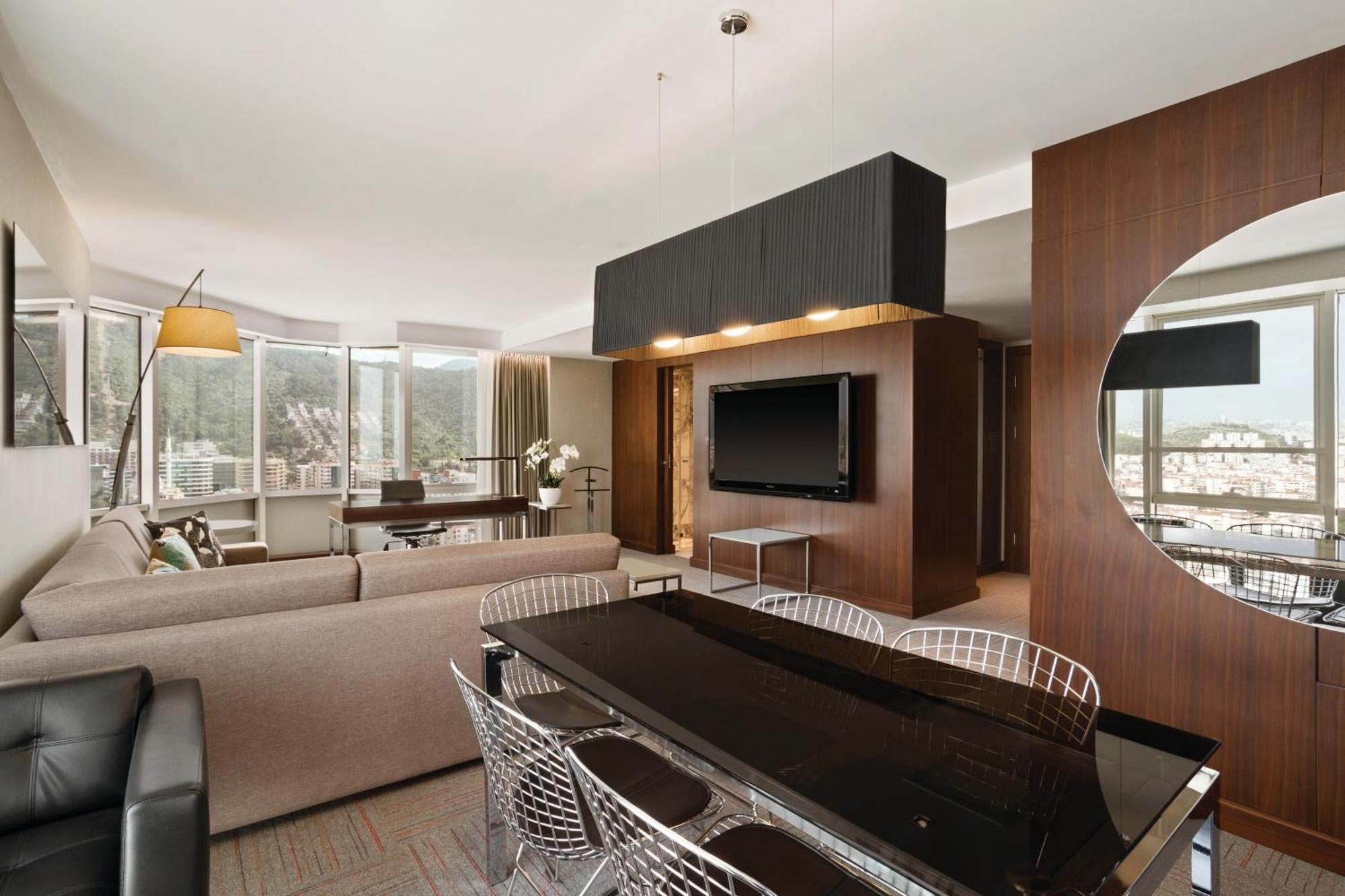 King Suite Room Seaview