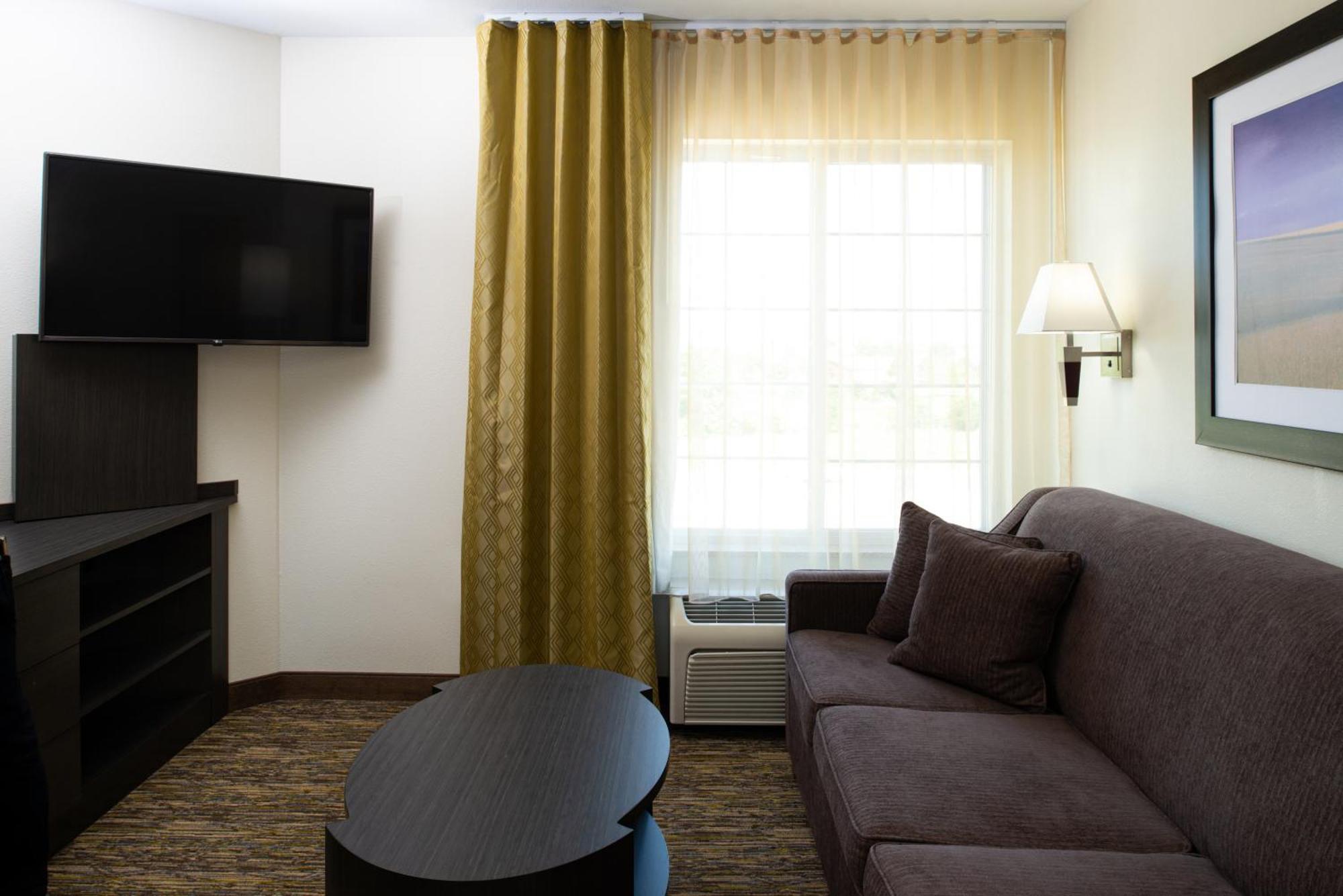 One-Bedroom Suite