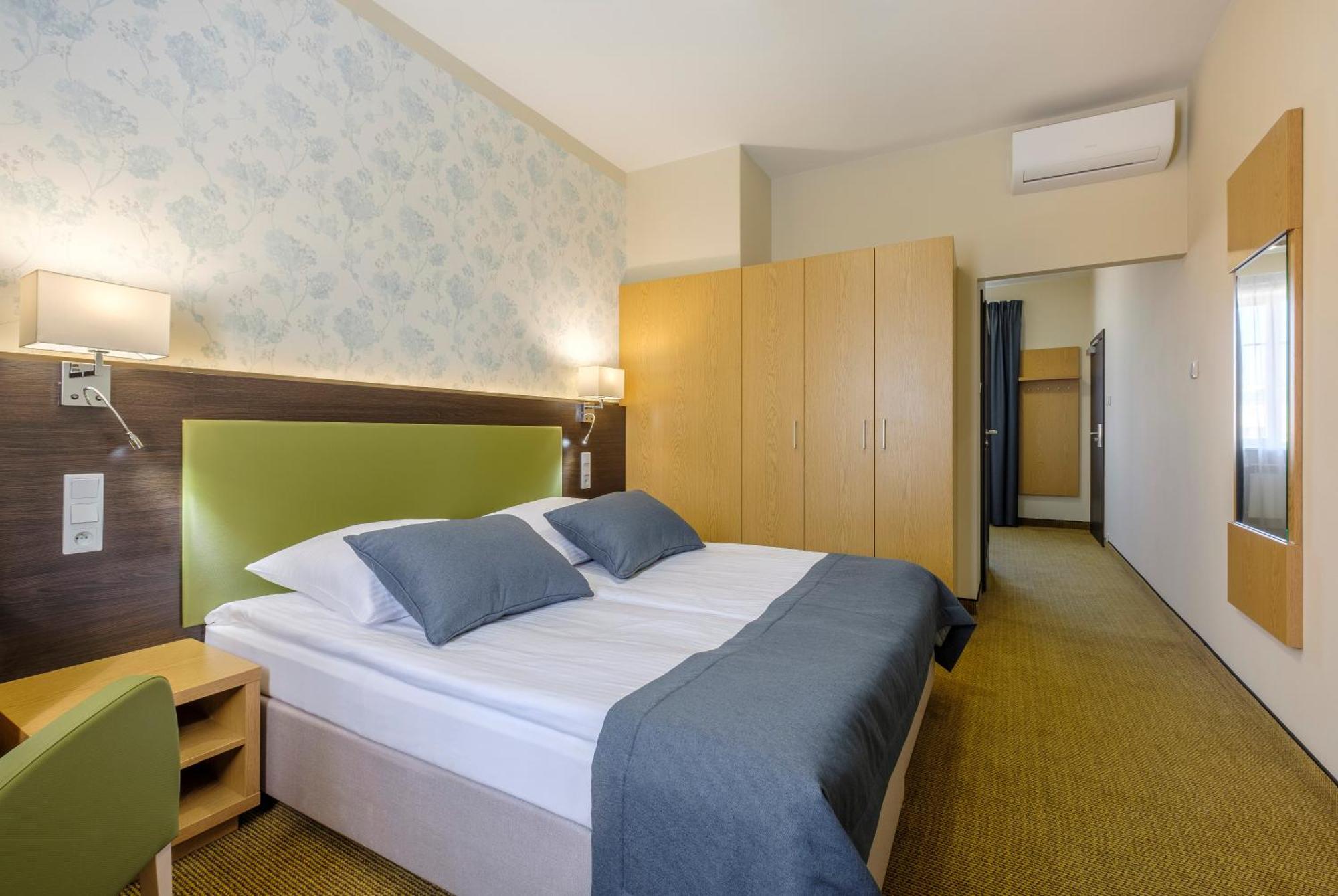 Double Room,1278586606:JPEG
