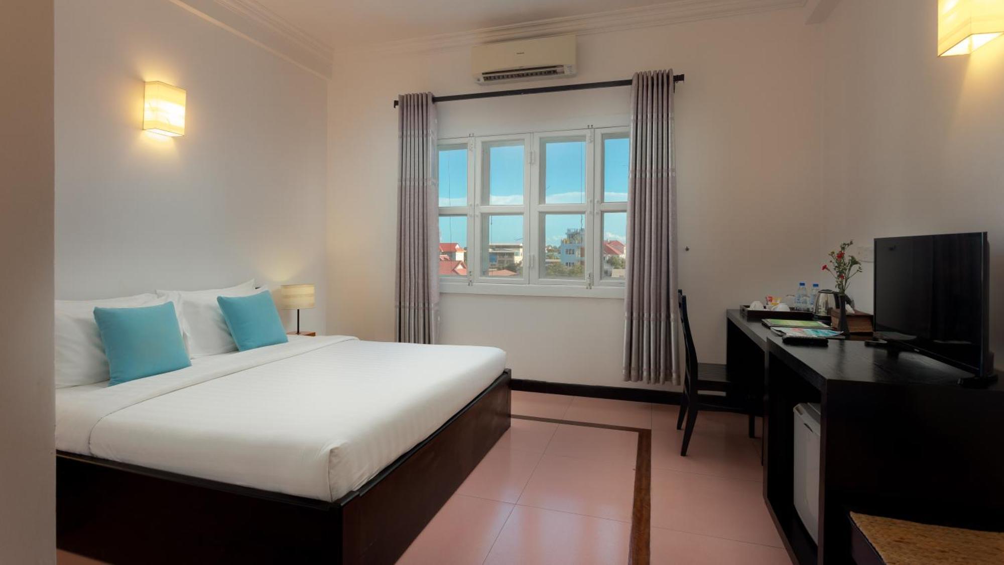 Deluxe Single Room