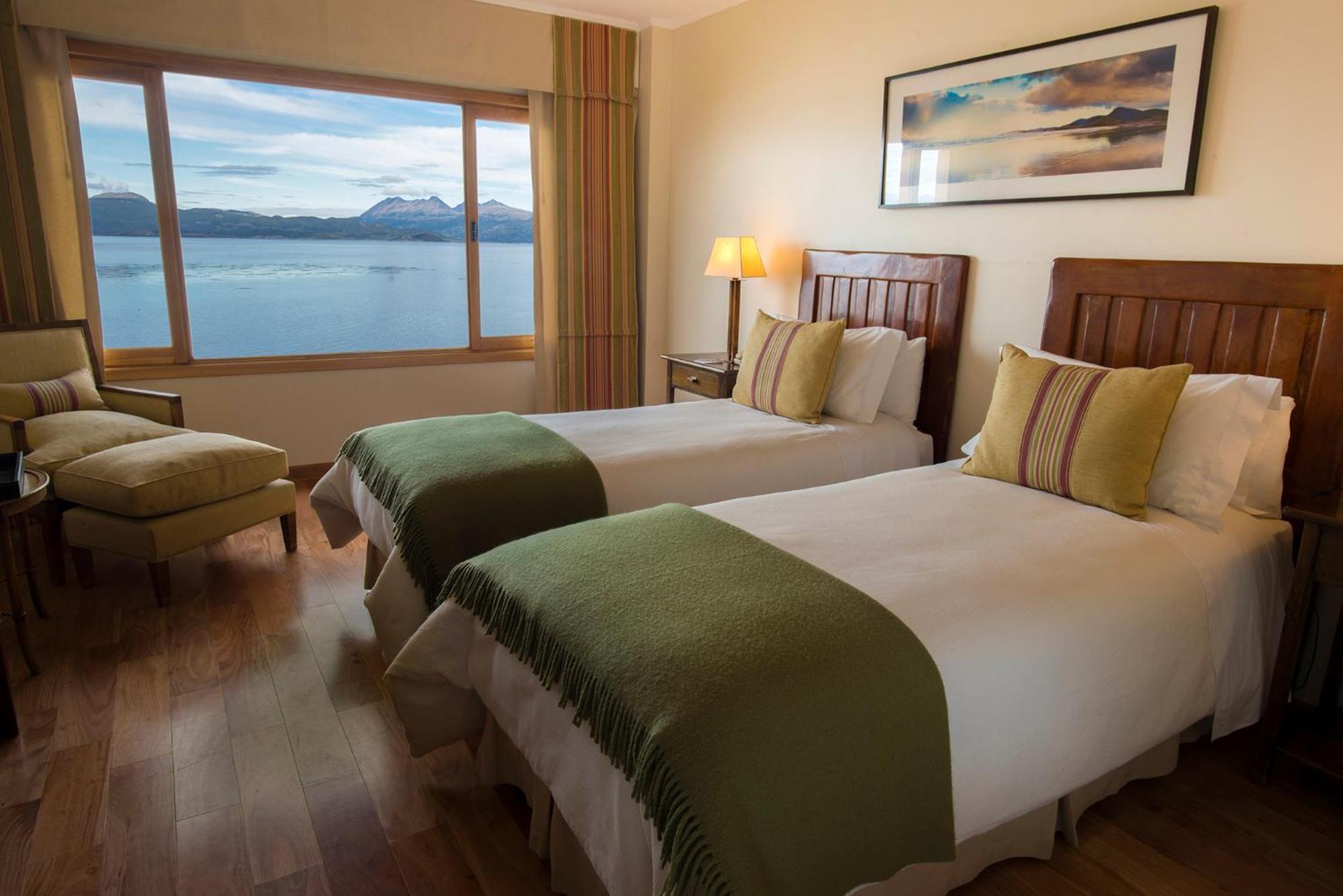 Quarto Premium com Cama de Casal ou 2 de Solteiro (Vista do Estreito de Beagle)