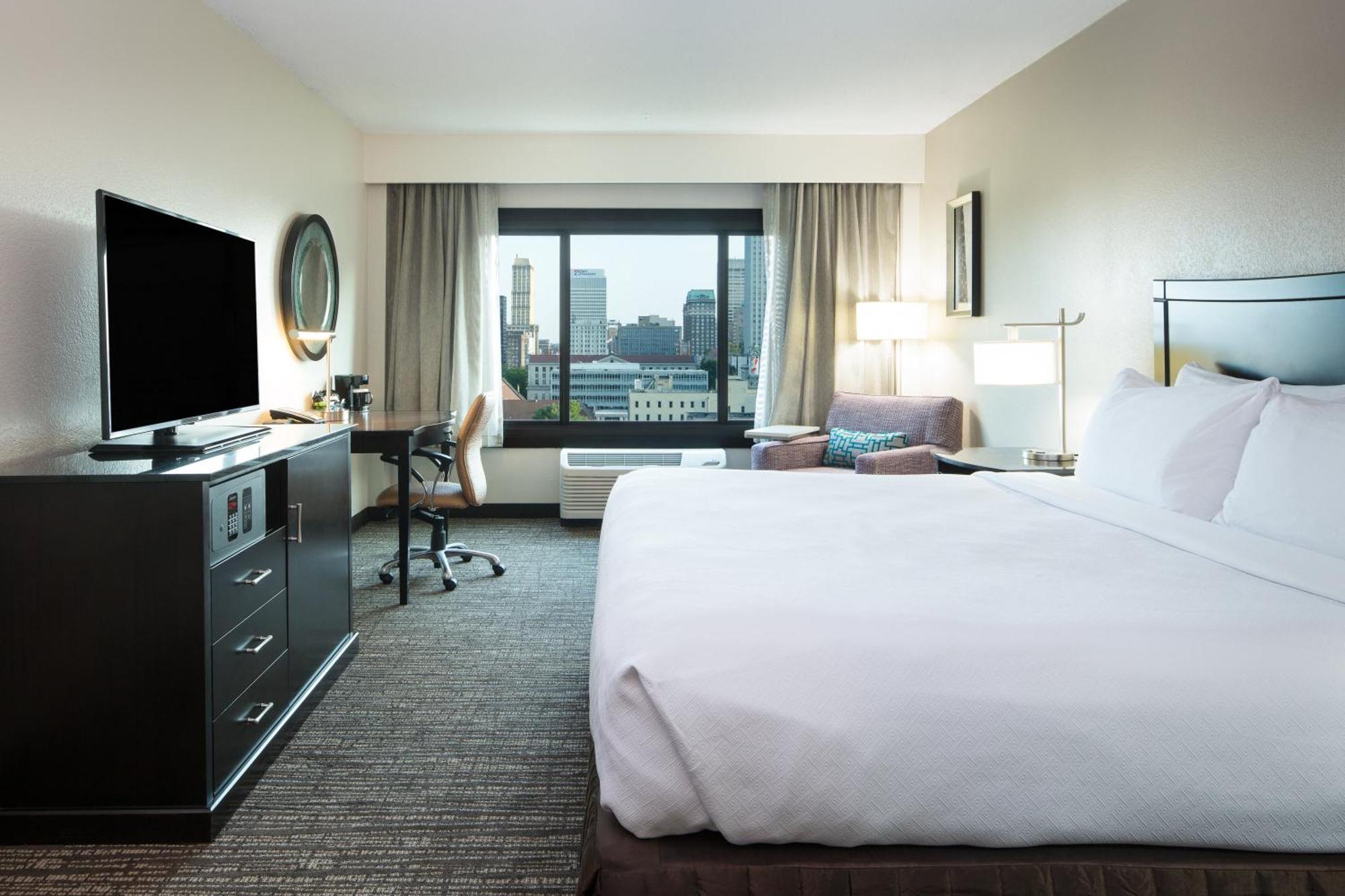 Standard King Room High Floor