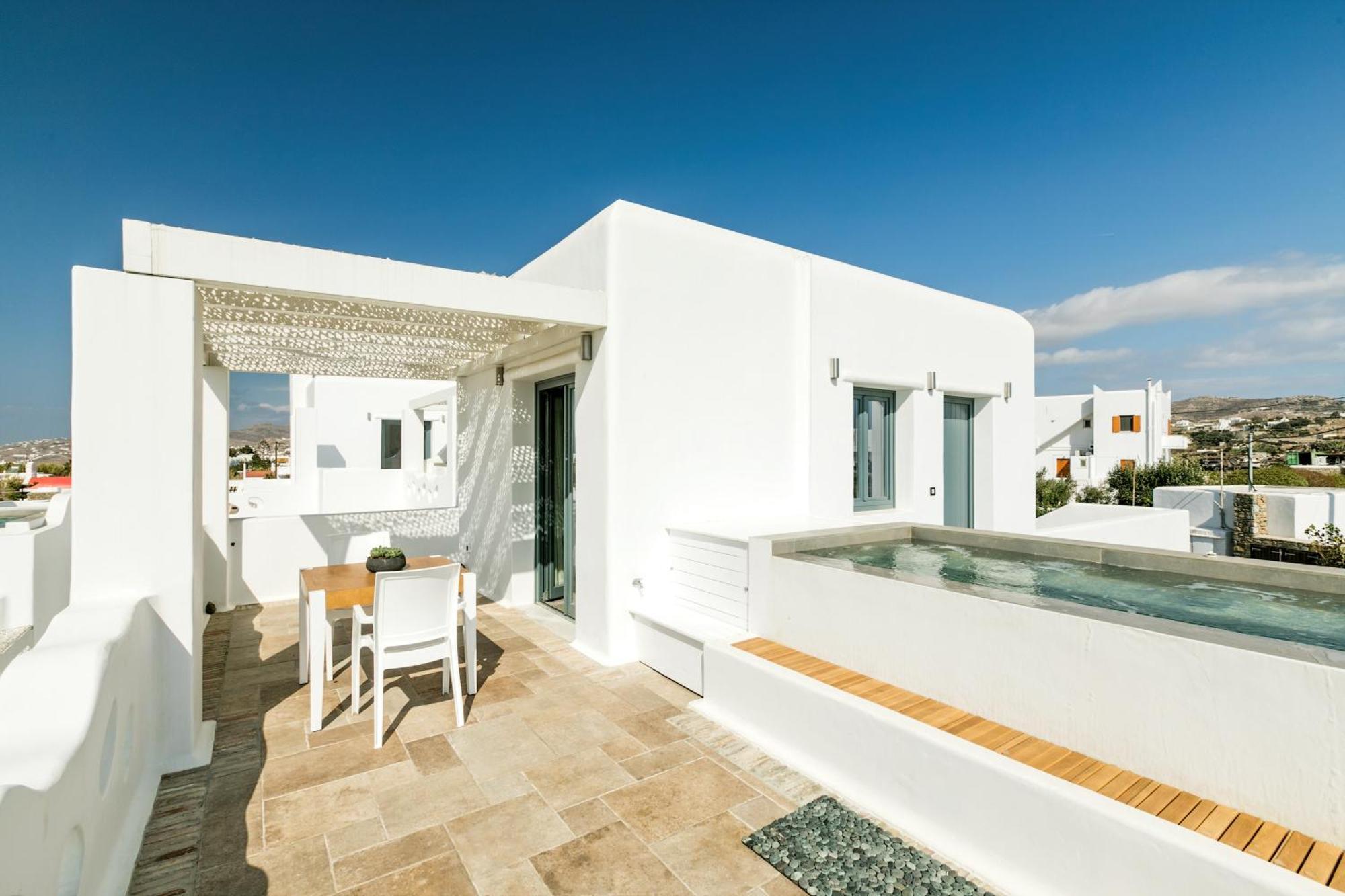 Superior Suite with outdoor Jetted Tub,1278994960:JPEG