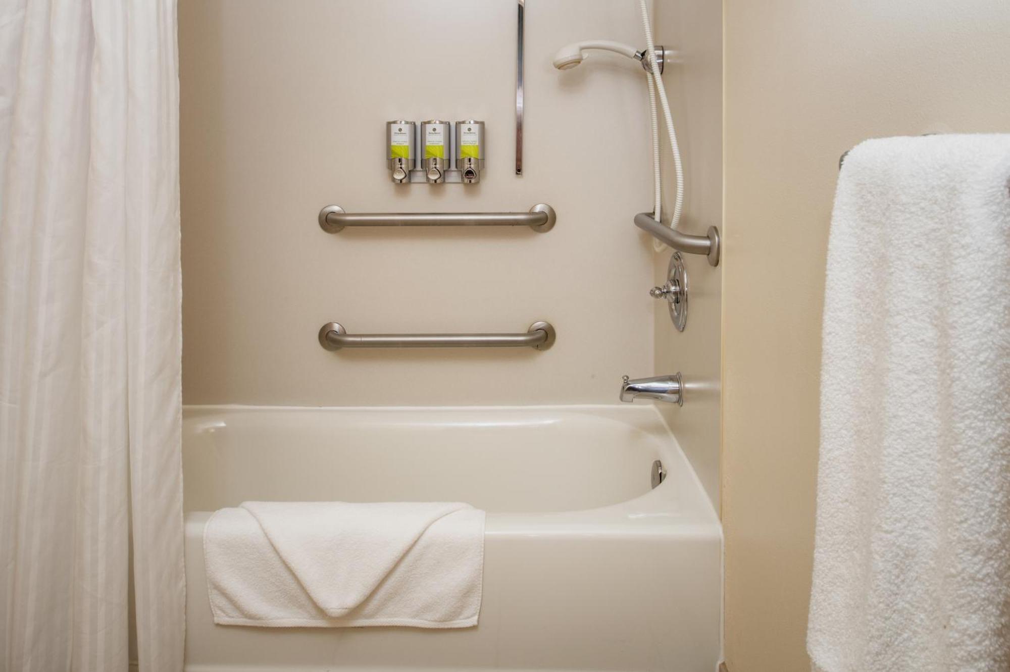 Studio Two Queen Mobility Accessible w or Tub & Communication Features