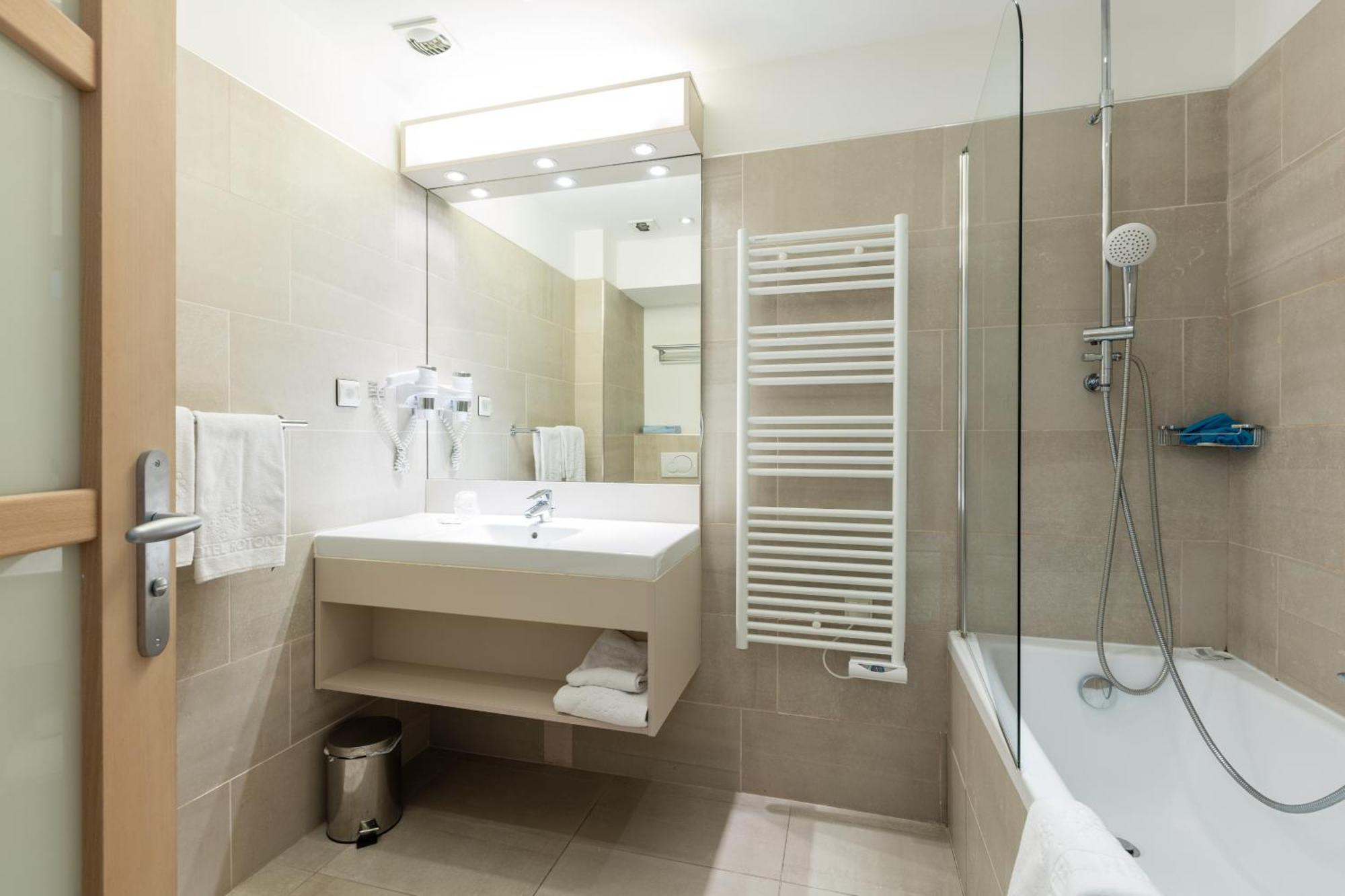Superior Double Room,1672569811:JPEG