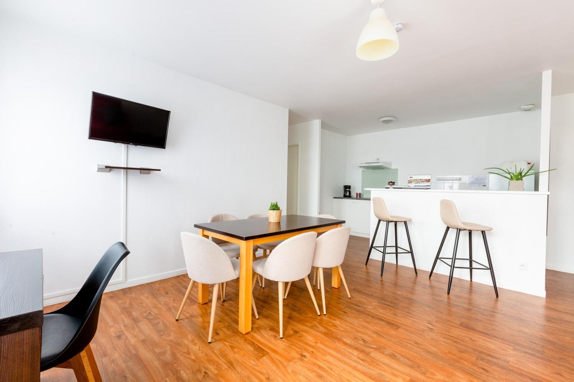 Apartment Kitchenette