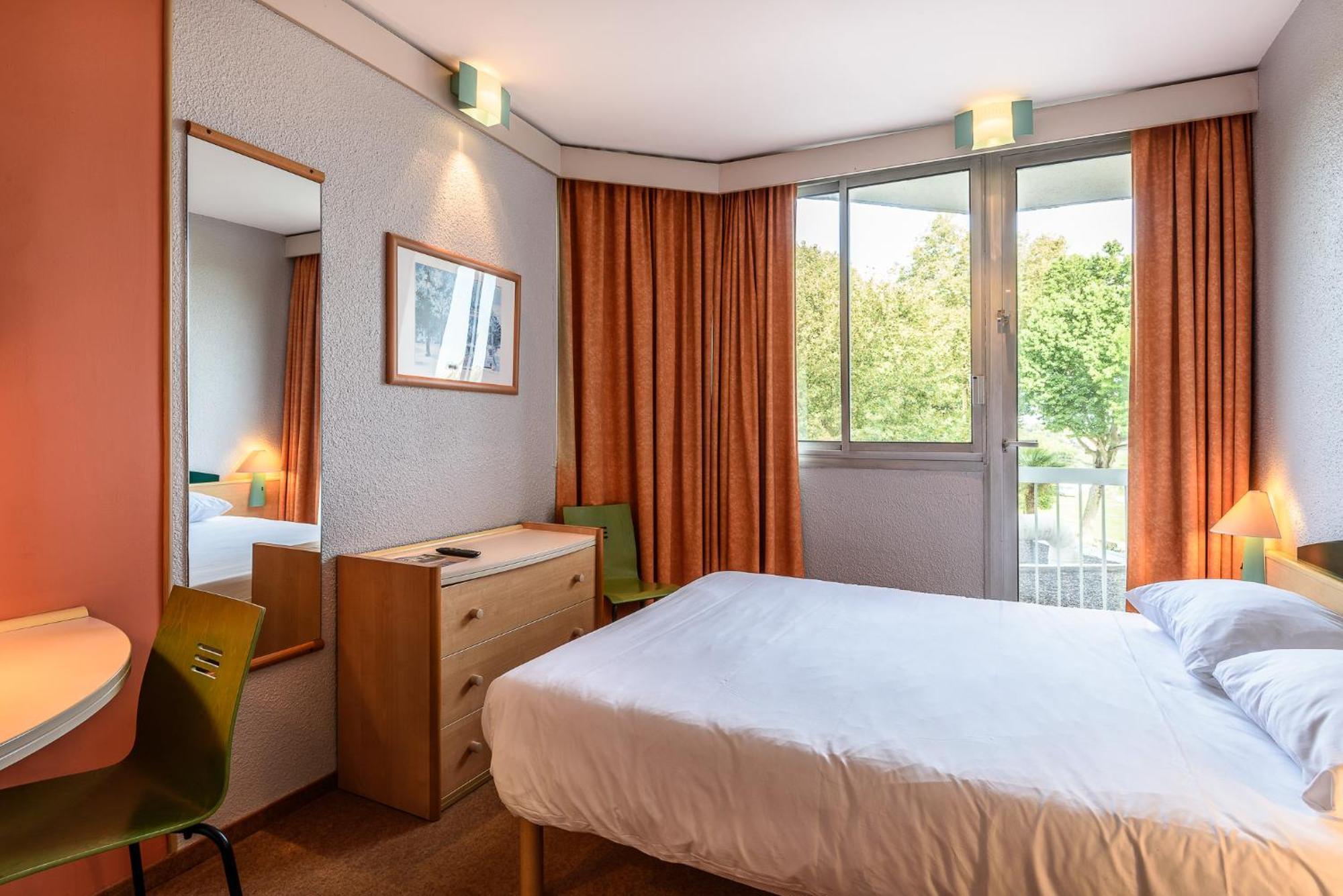 Double Room,1279306327:JPEG