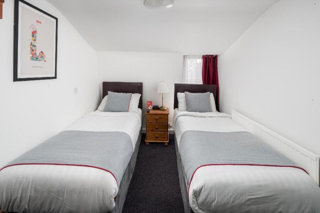 Standard Twin Room,1445879626:JPEG