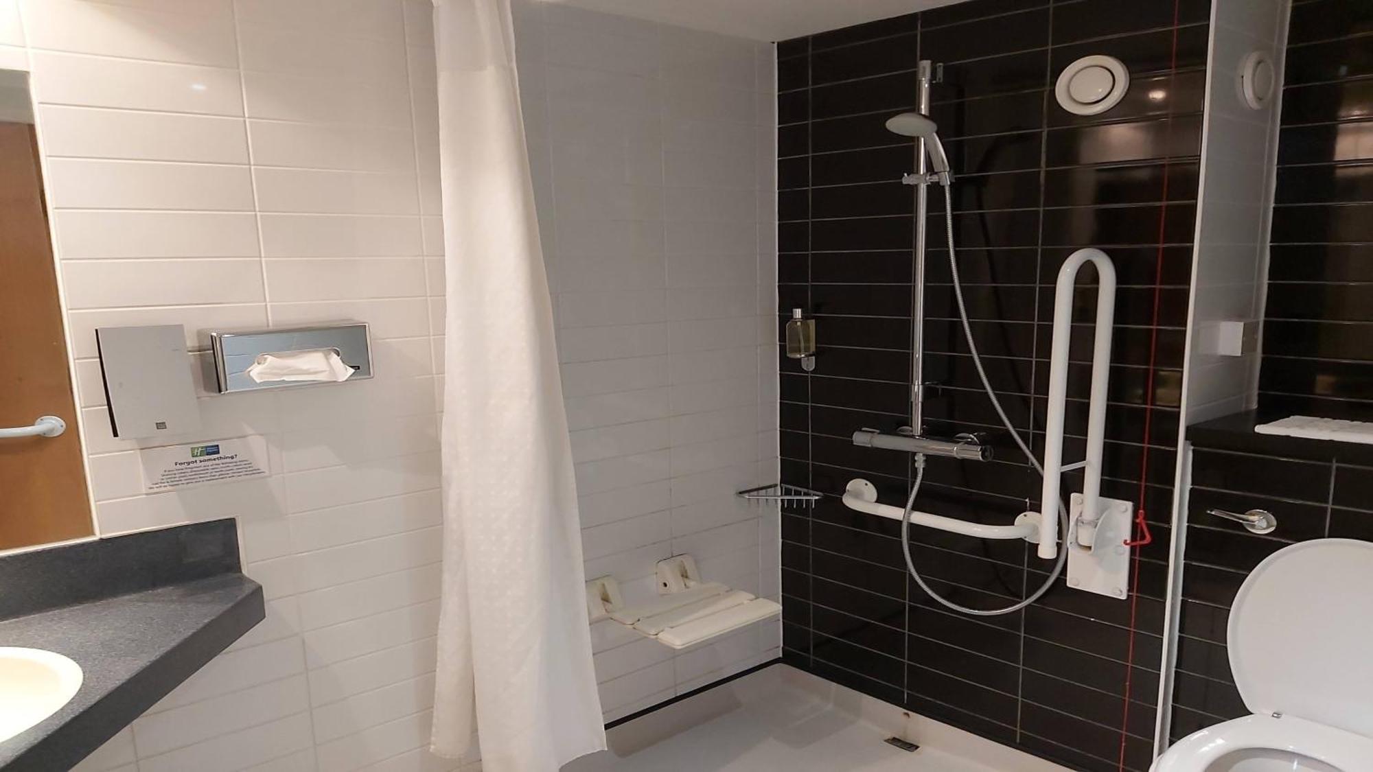 Double Room Hot Accessible