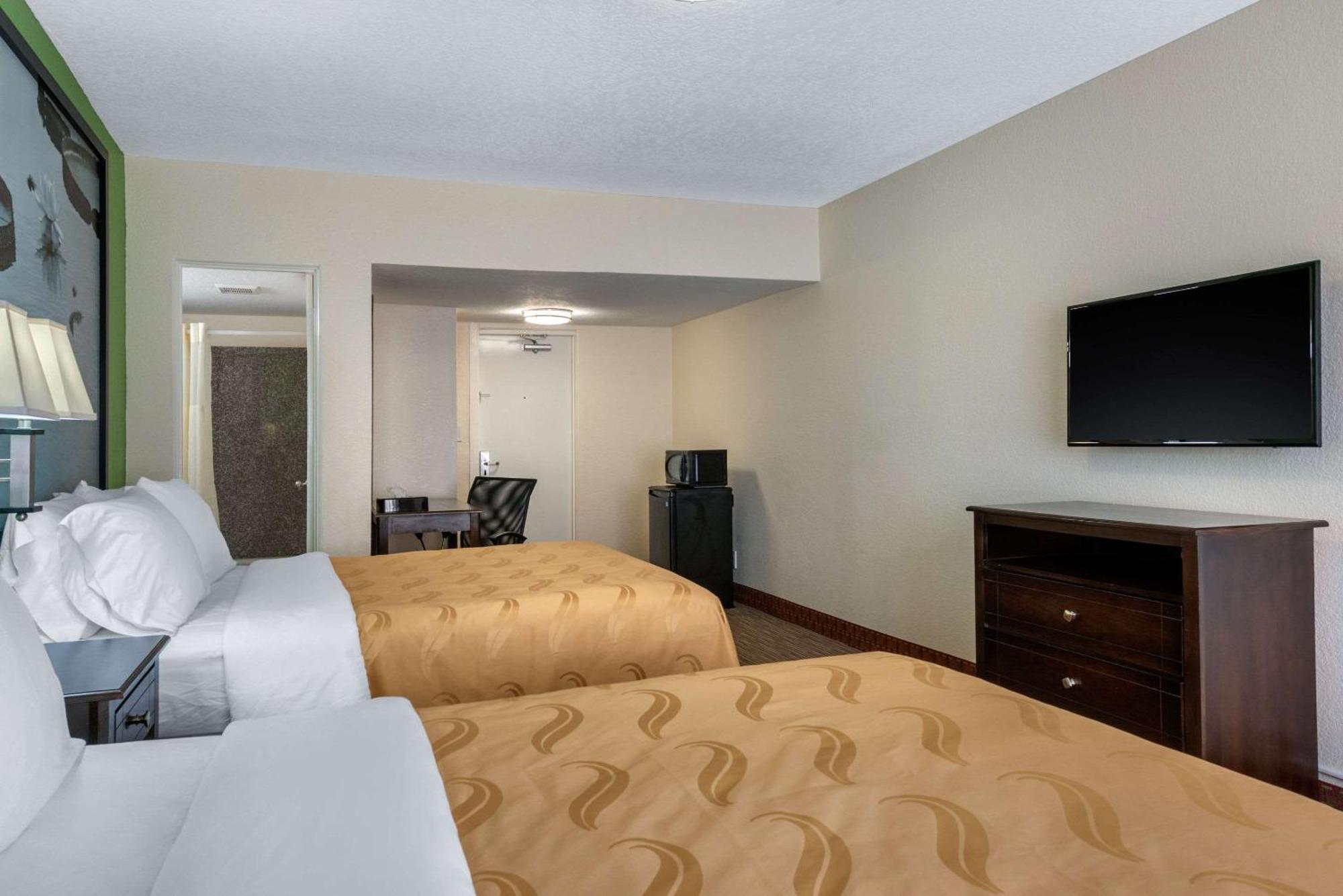 Double Room Two Double Beds Non-Smoking or View