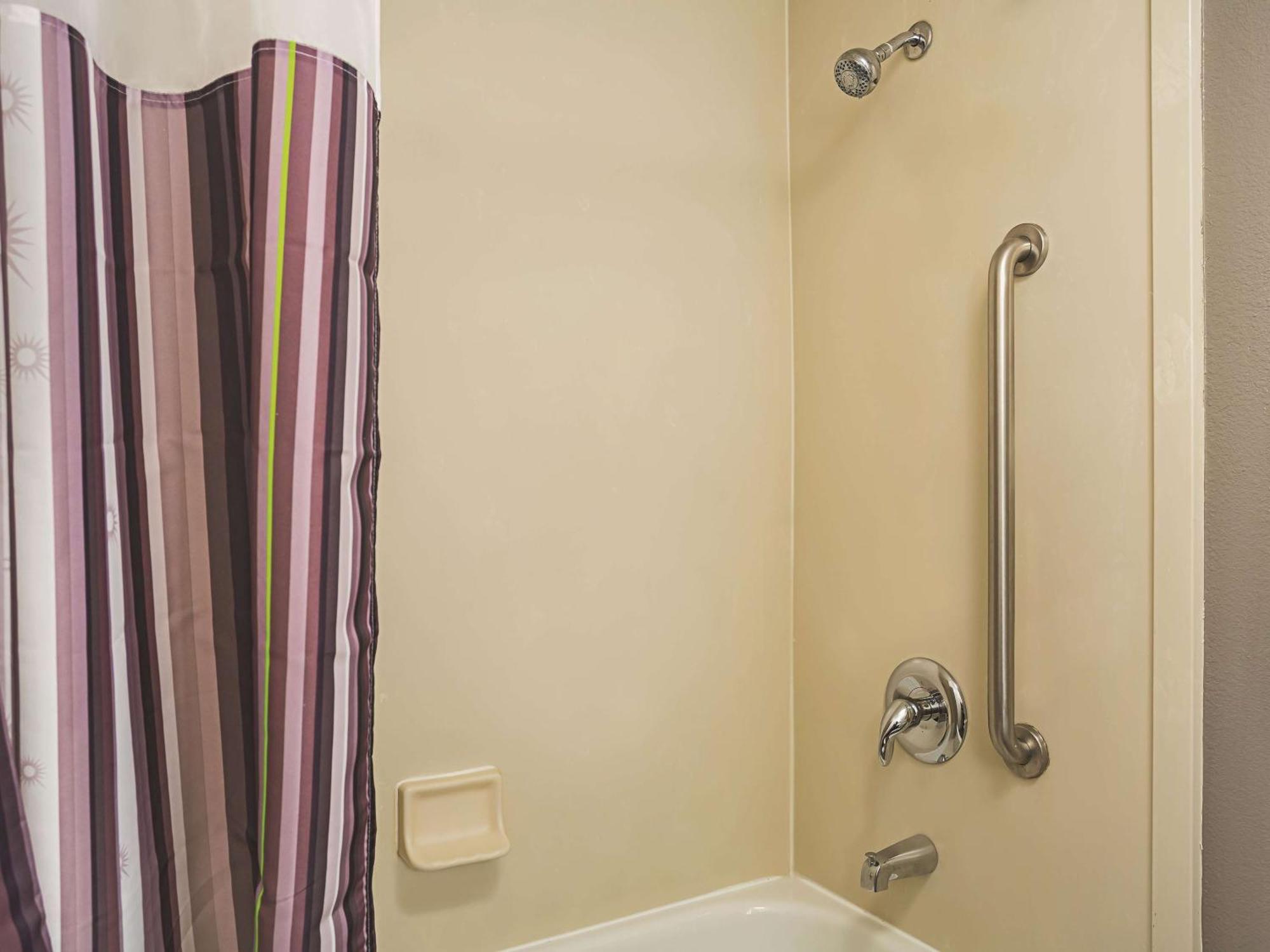 Double Room Disability Access,1279461679:JPEG