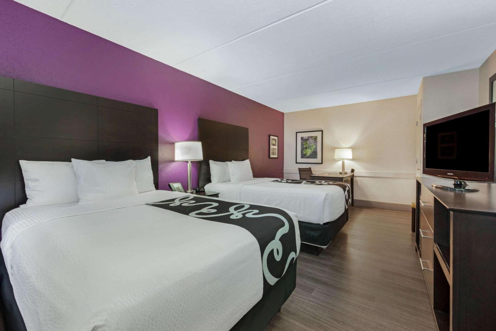 Deluxe Double Room Two Double Beds