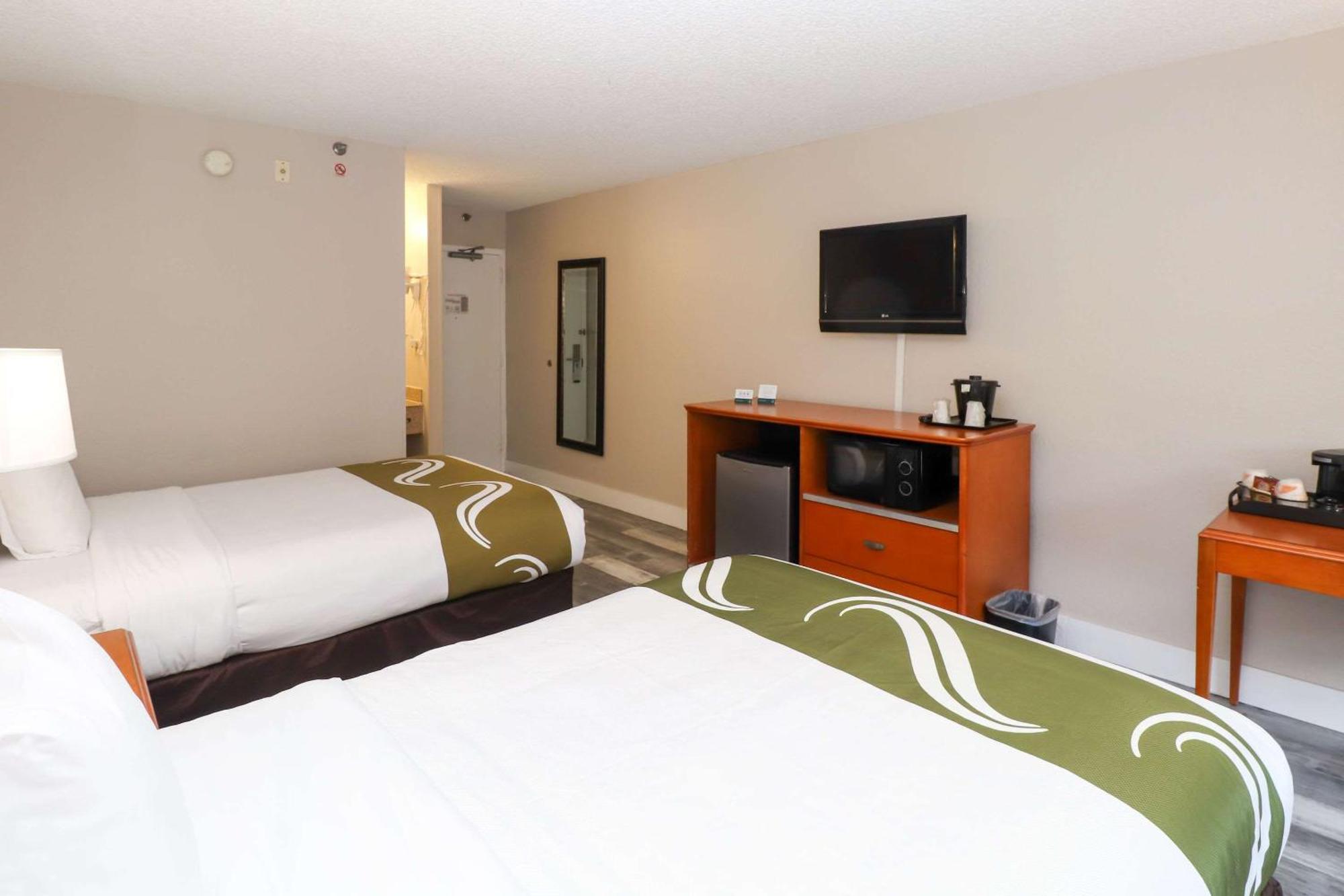 Double Room Two Double Beds Non-Smoking
