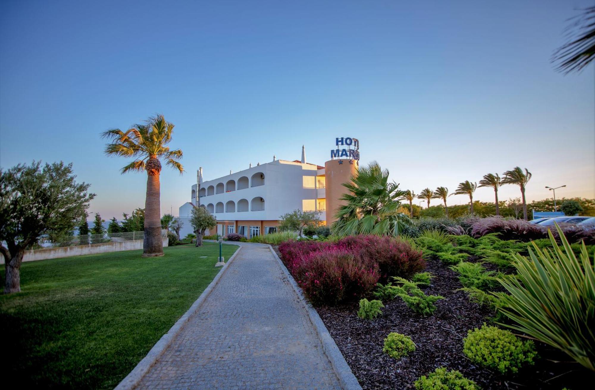 Double or Twin Room with Extra Bed and Side Sea View,1186623223:JPEG
