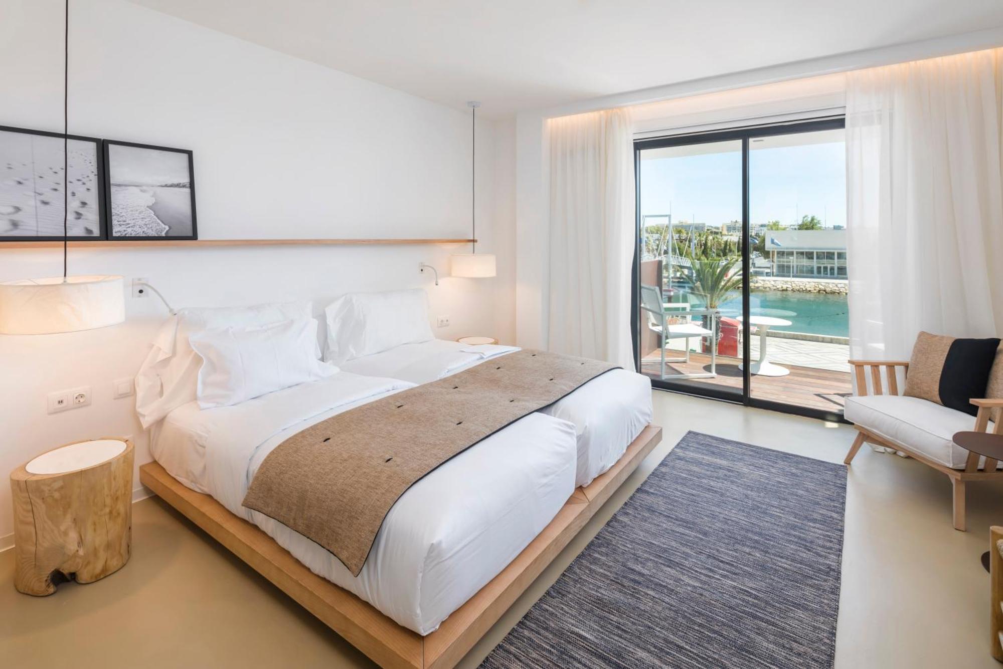 Superior Double Room or Twin Room Marina View,773863315:JPEG