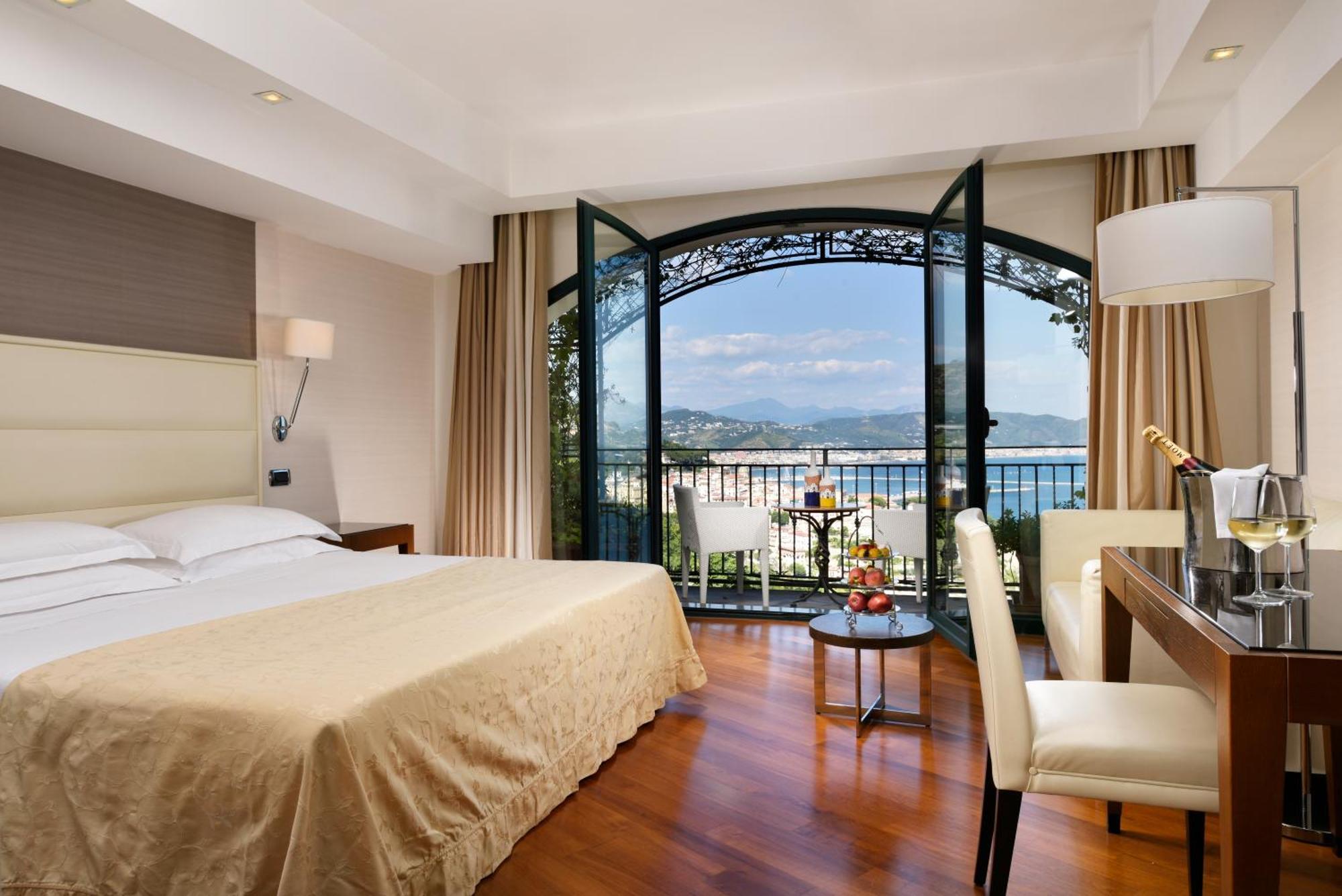 Deluxe Double Room Sea View