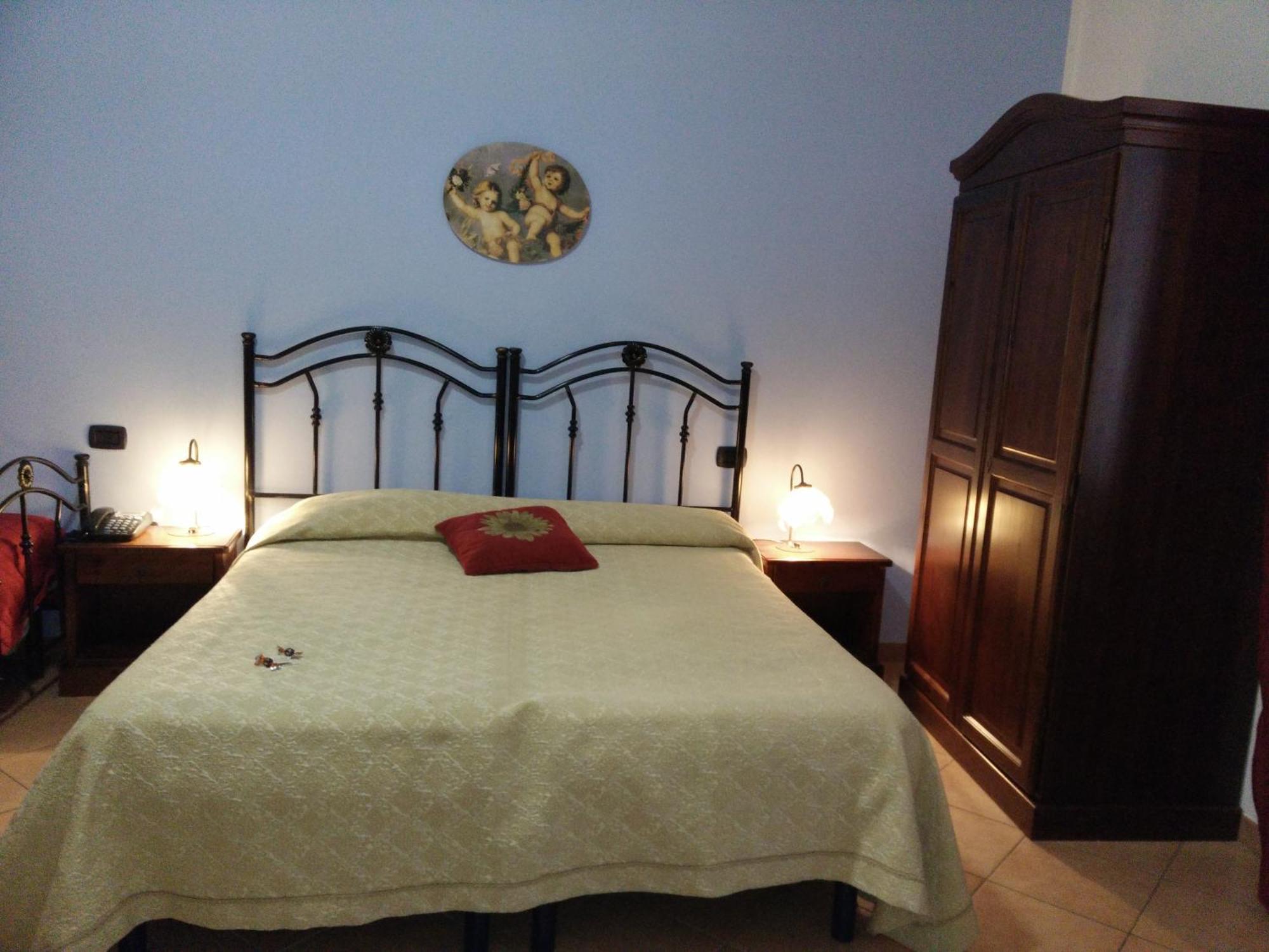 Triple Room Annex,1279672093:JPEG