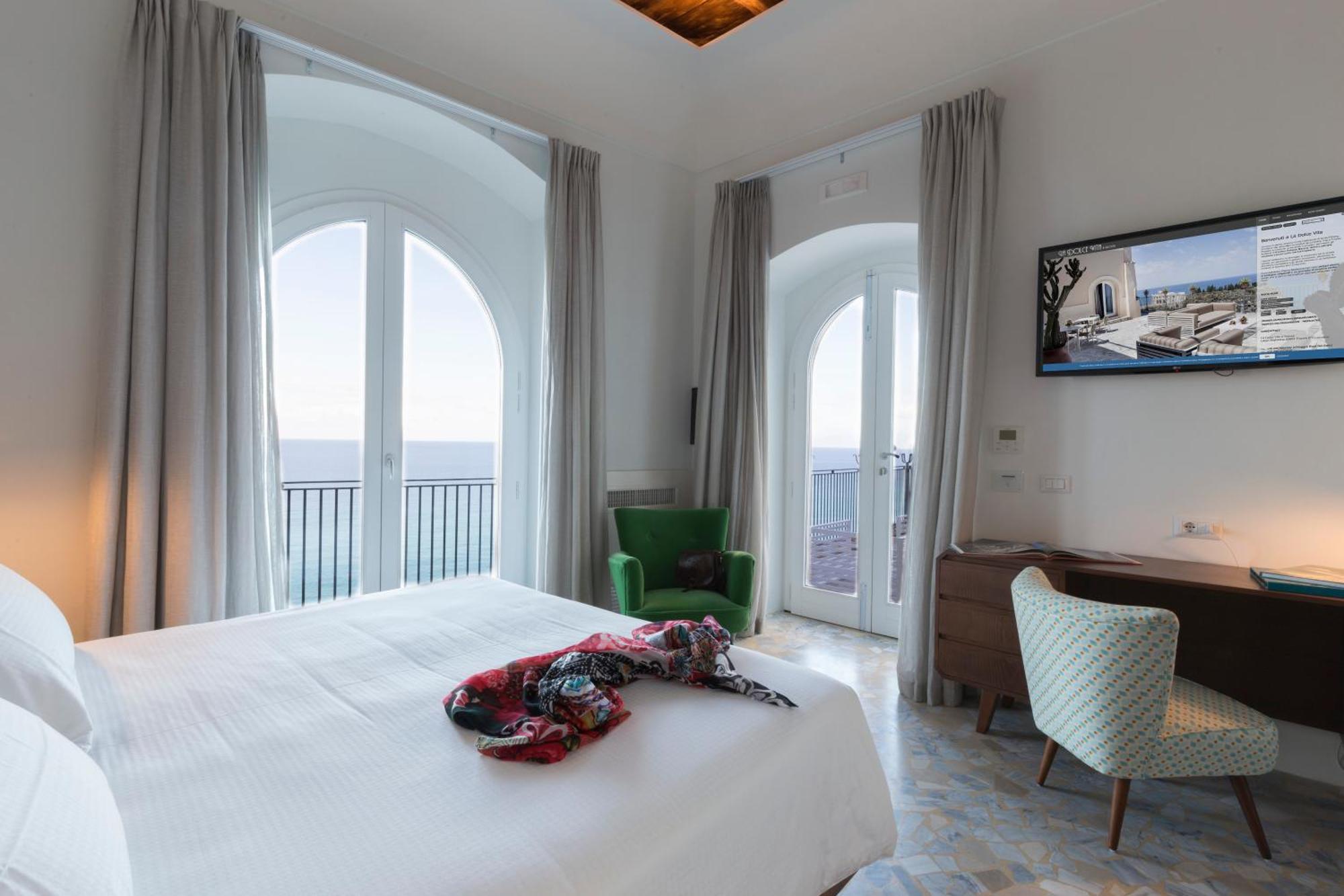 Deluxe Double Room Balcony Sea View