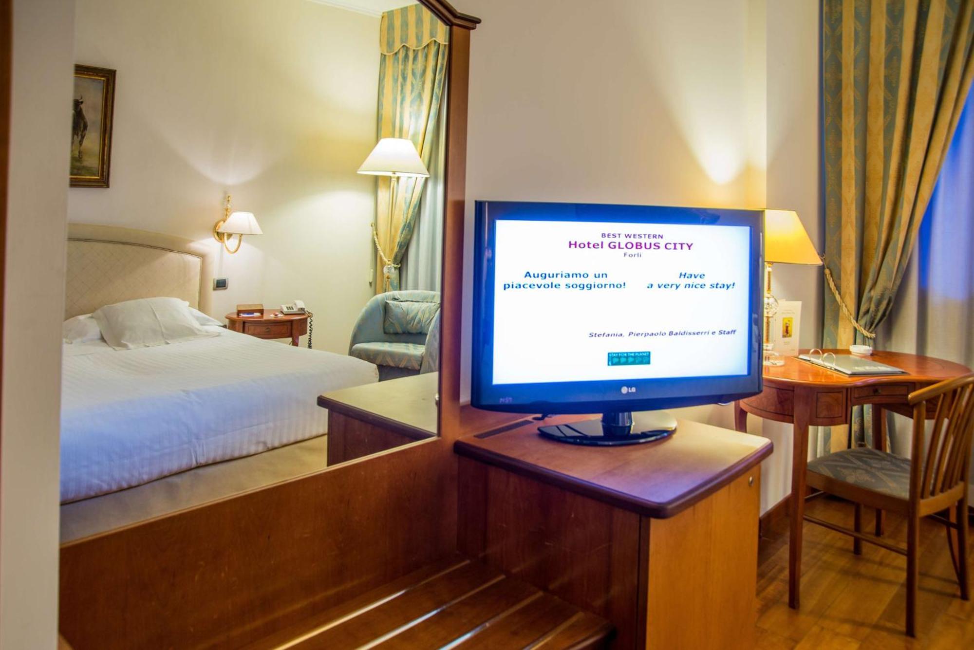 Classic Queen Room