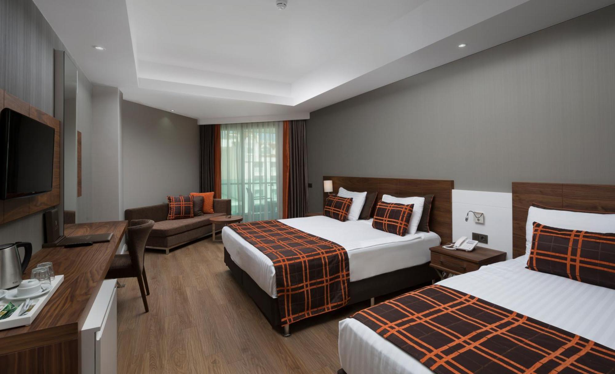 Double Room Balcony Sea View