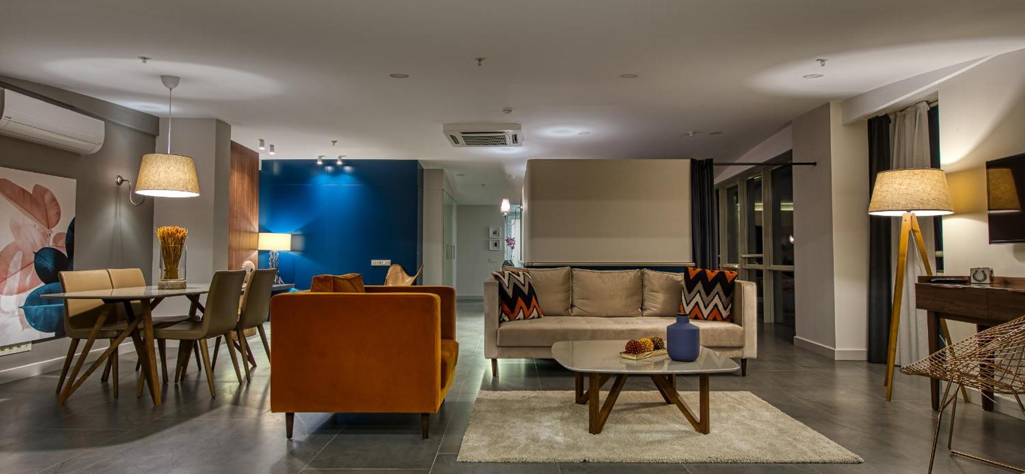 Deluxe Apartment
