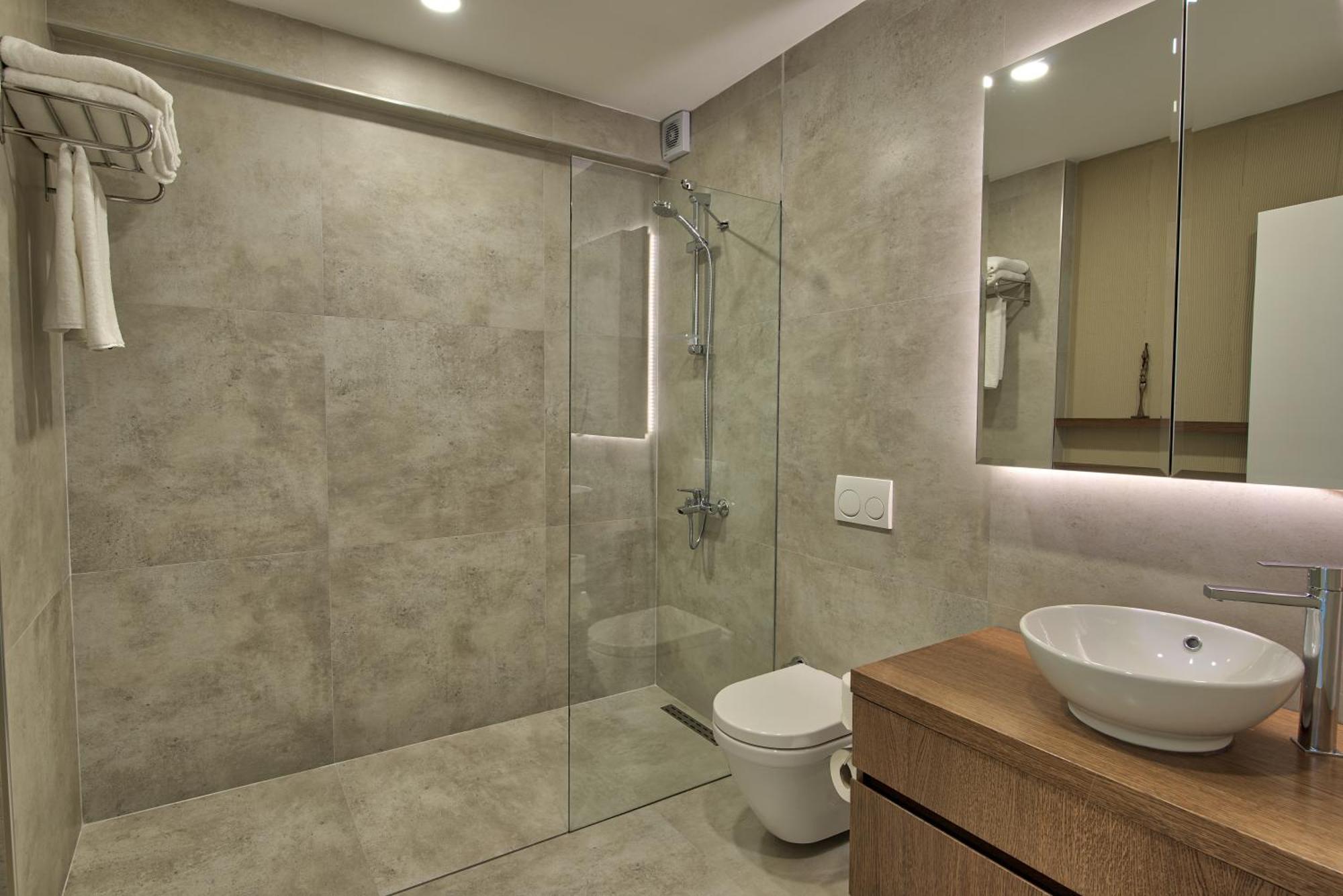 Superior Apartment
