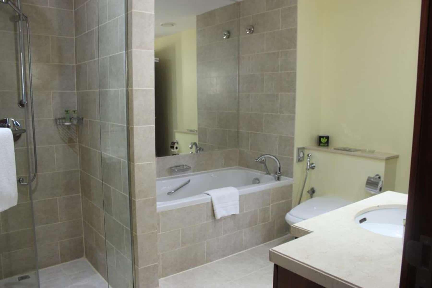 Premium met 1 Slaapkamer, Kingsize, Uitzicht op het Centrum en Gratis Vervoer naar Kite Beach, Dubai Mall en het Metrostation - Roken