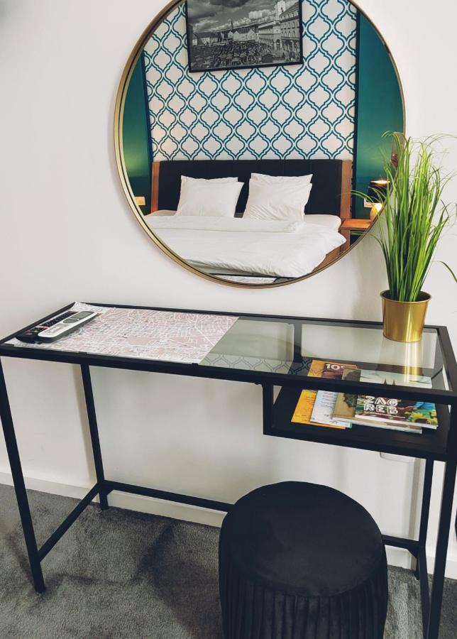 Double Room Private Bathroom