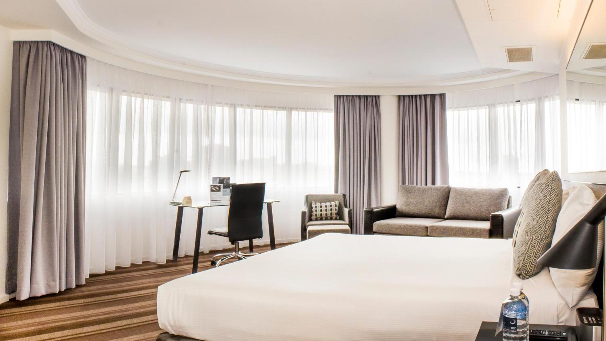 Deluxe King Room with City View,1717009679:JPEG